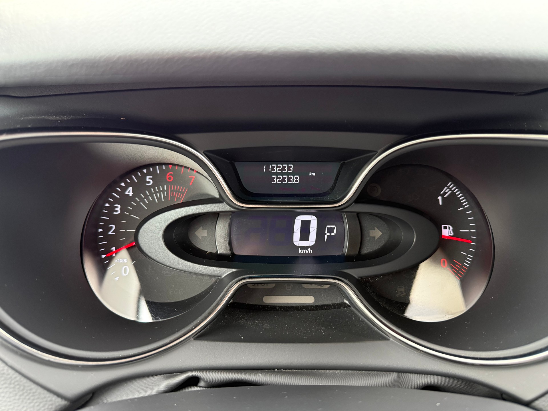 RENAULT Captur 1.2 T 16V Intens EDC-image-4