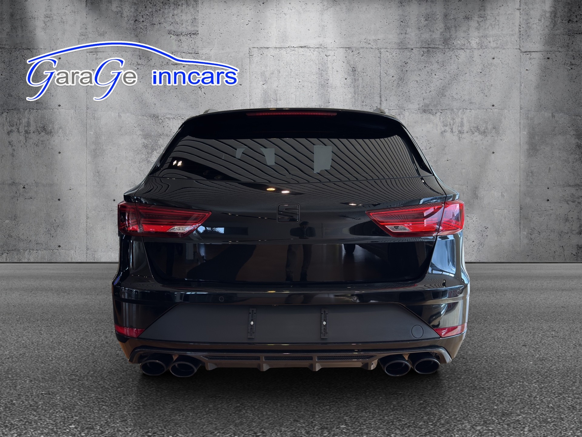 SEAT Leon ST 2.0 TSI Cupra 300 4 Drive DSG-image-3