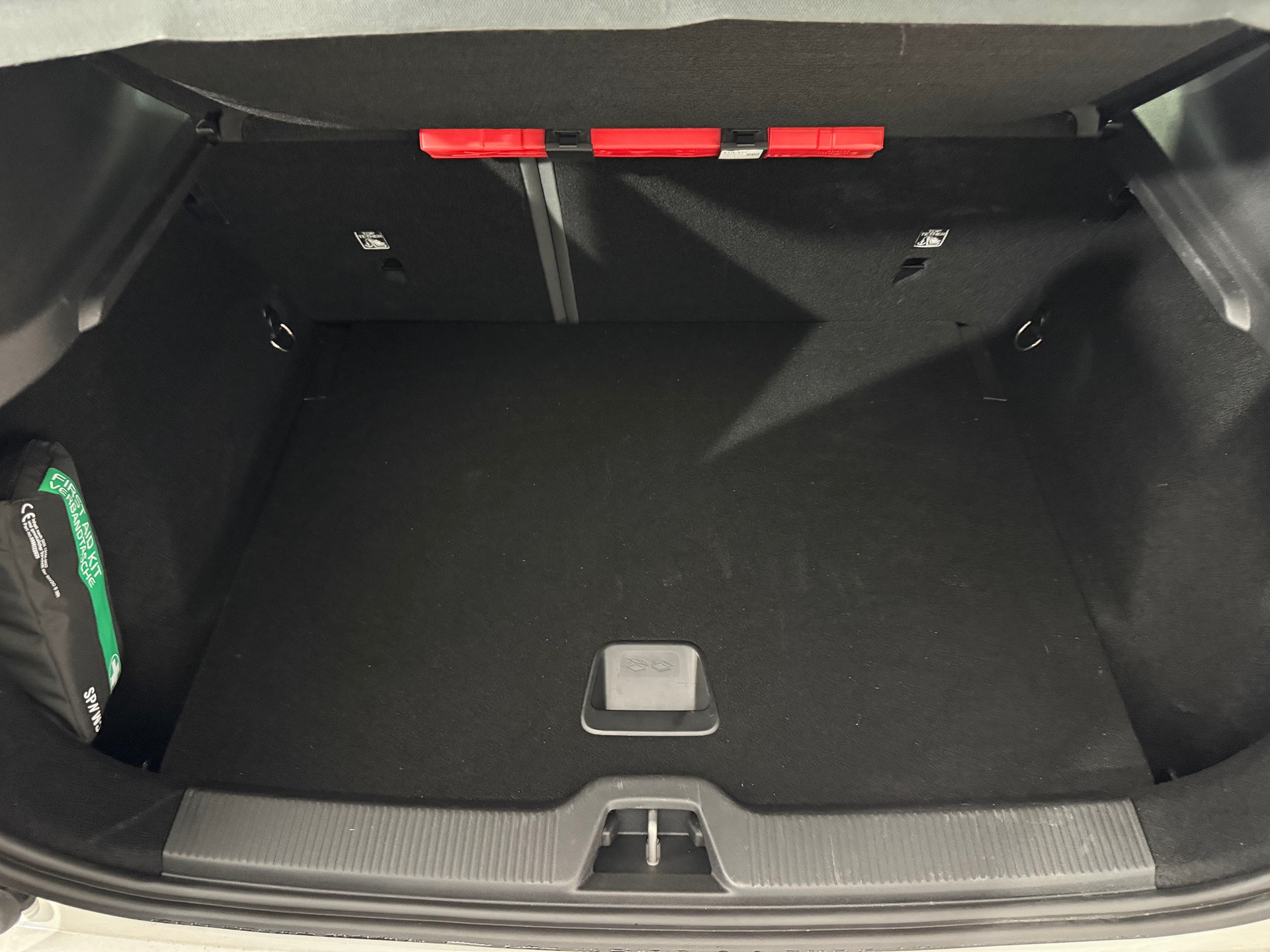 VOLVO EX 30 CC E60 Twin Performance A-image-6