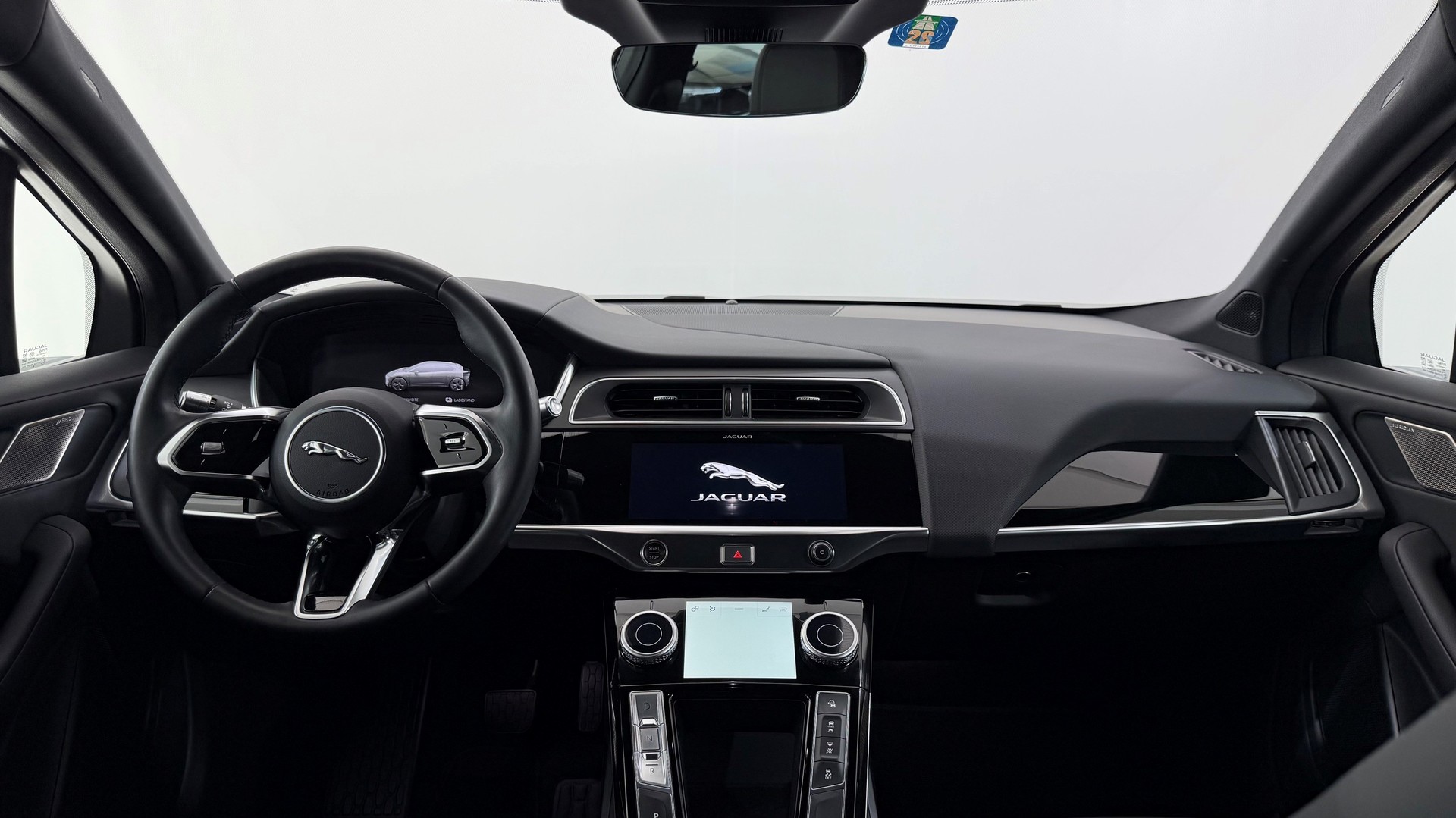 VOLVO I-Pace EV400 S AWD-image-4