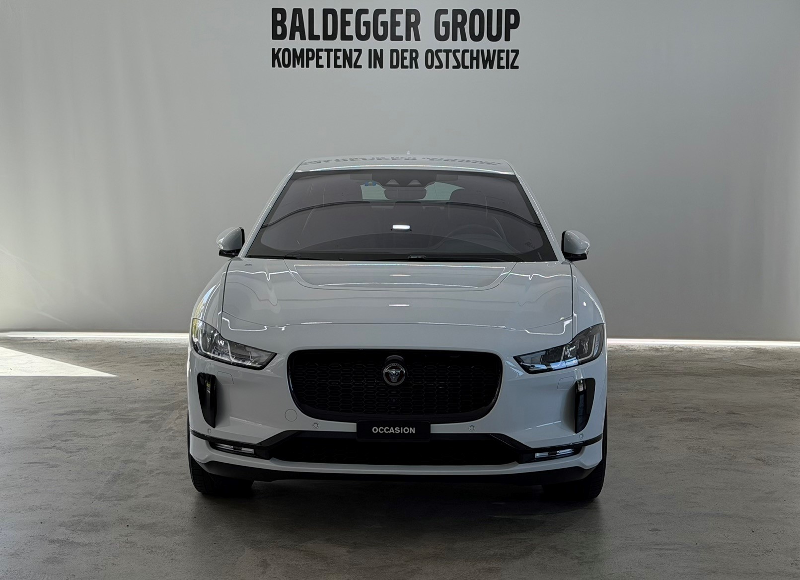 VOLVO I-Pace EV400 S AWD-image-7