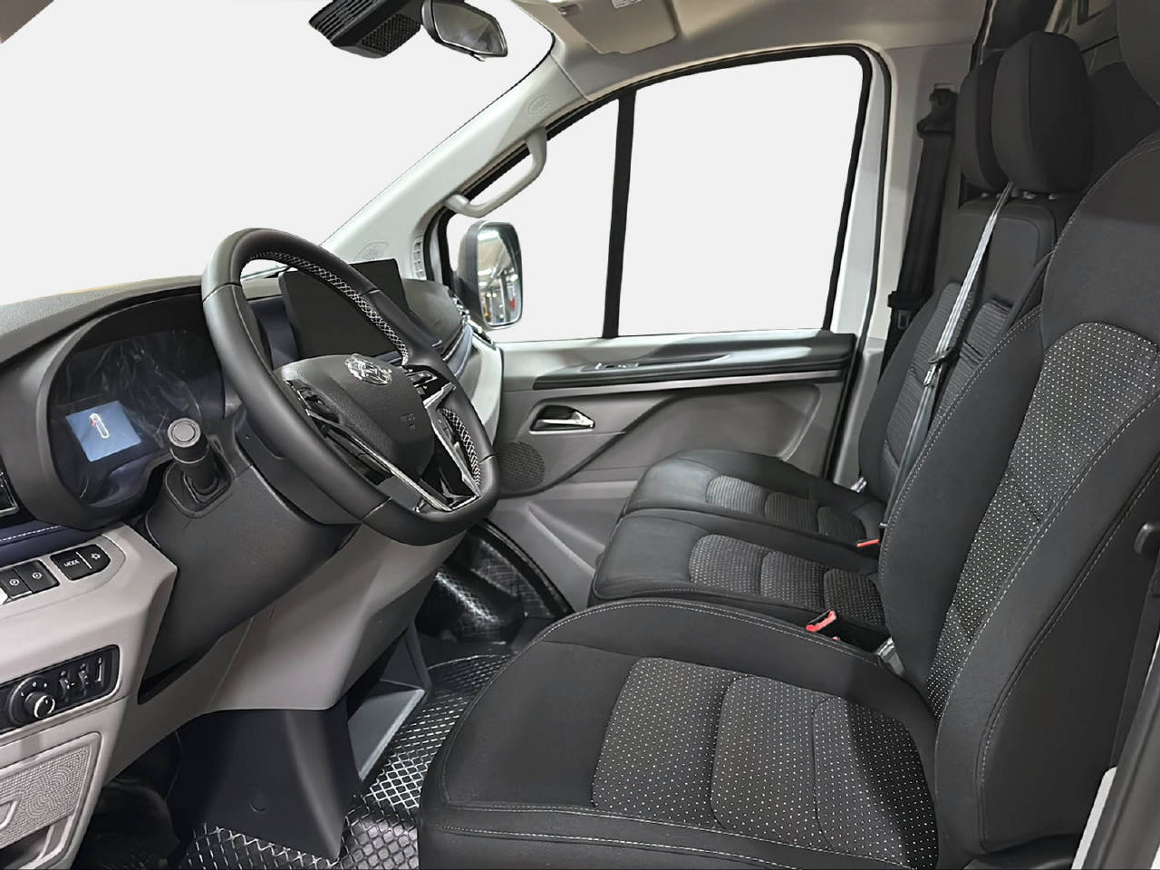 MAXUS Deliver 7 Kaw. L2H1 2.0 TD Base-image-13