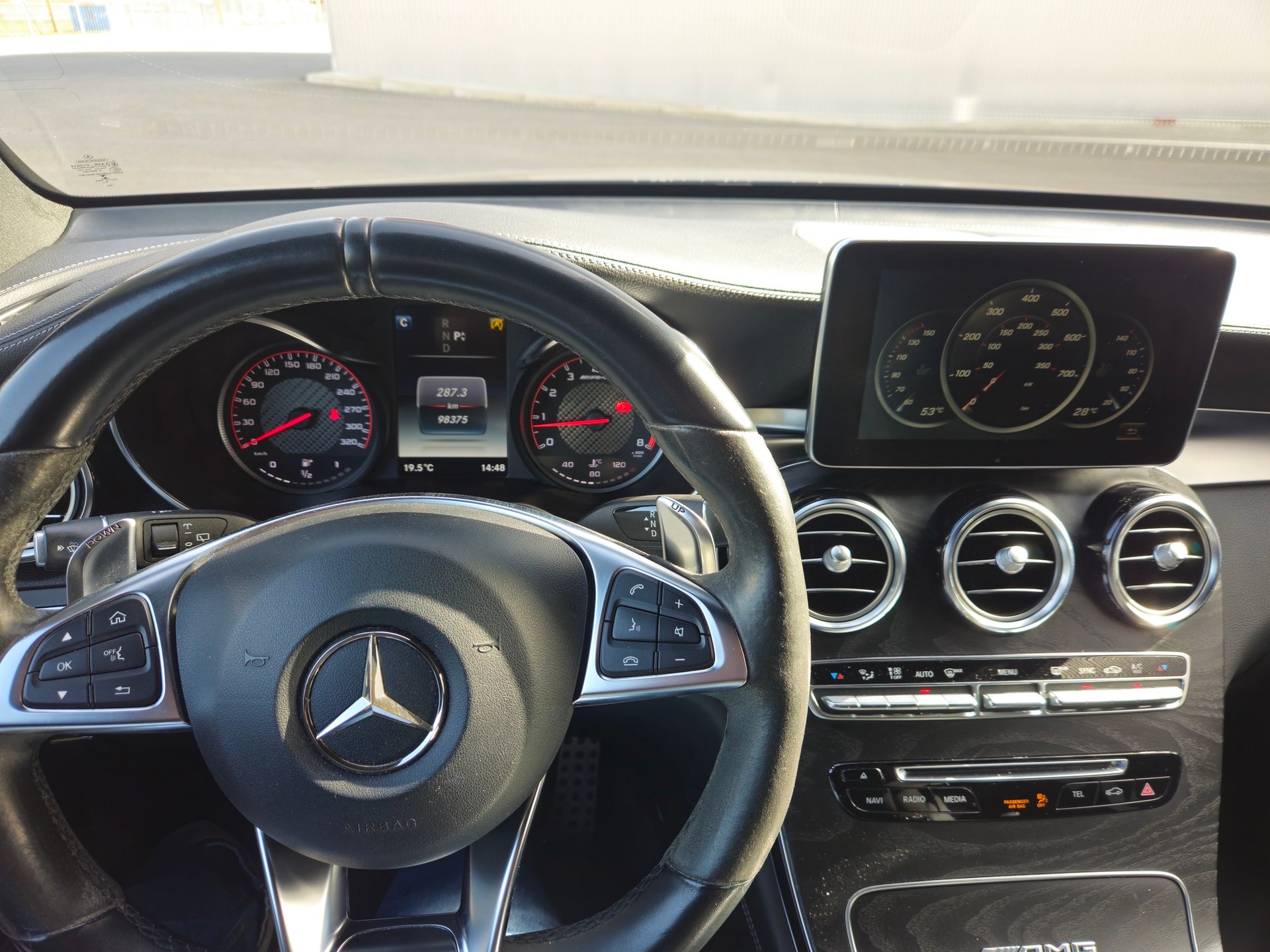MERCEDES-BENZ GLC 63 S AMG 4Matic+ 9G-Tronic-image-6
