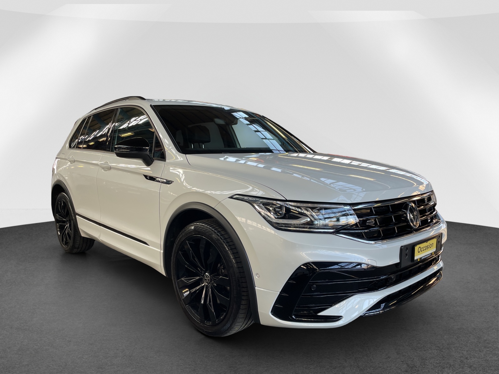 VW Tiguan 2.0 TDI SCR R-Line DSG-image-0