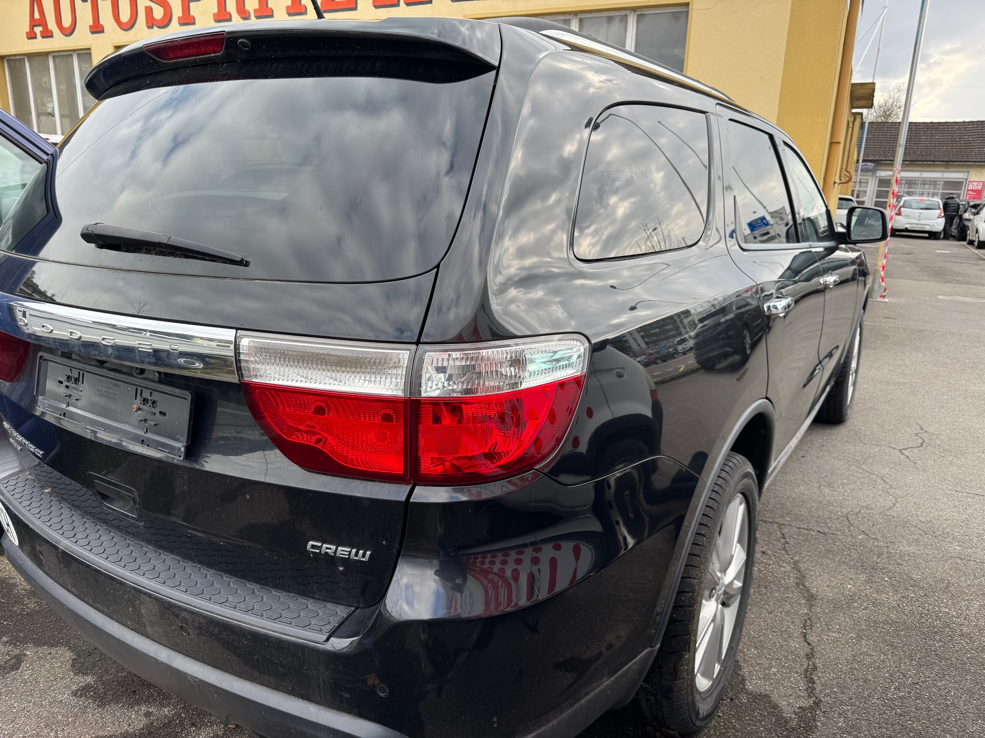 DODGE Durango-image-3