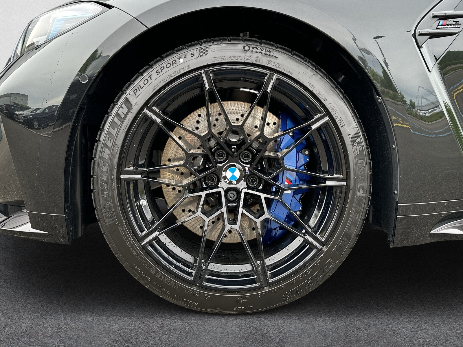 BMW M3 Touring xDrive Competition M-image-8