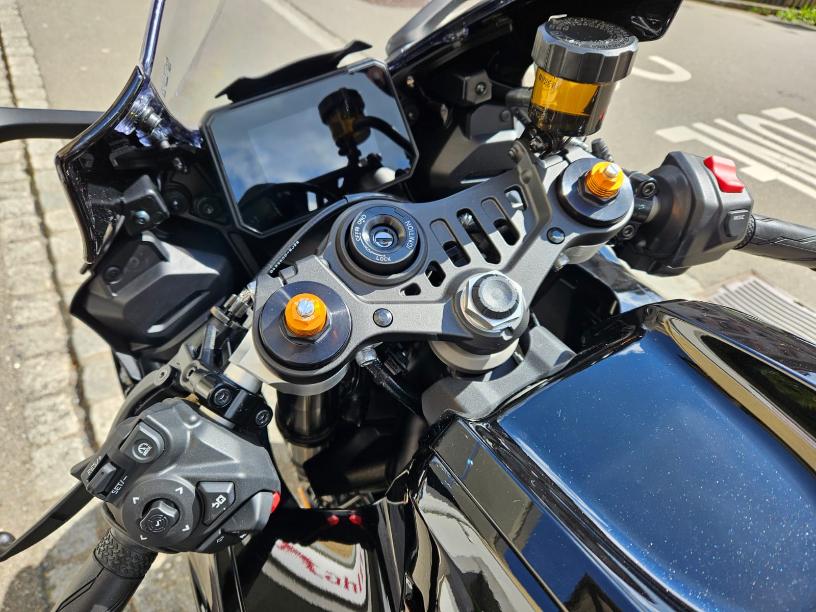 YAMAHA YZF-R7 (35kW)-image-6