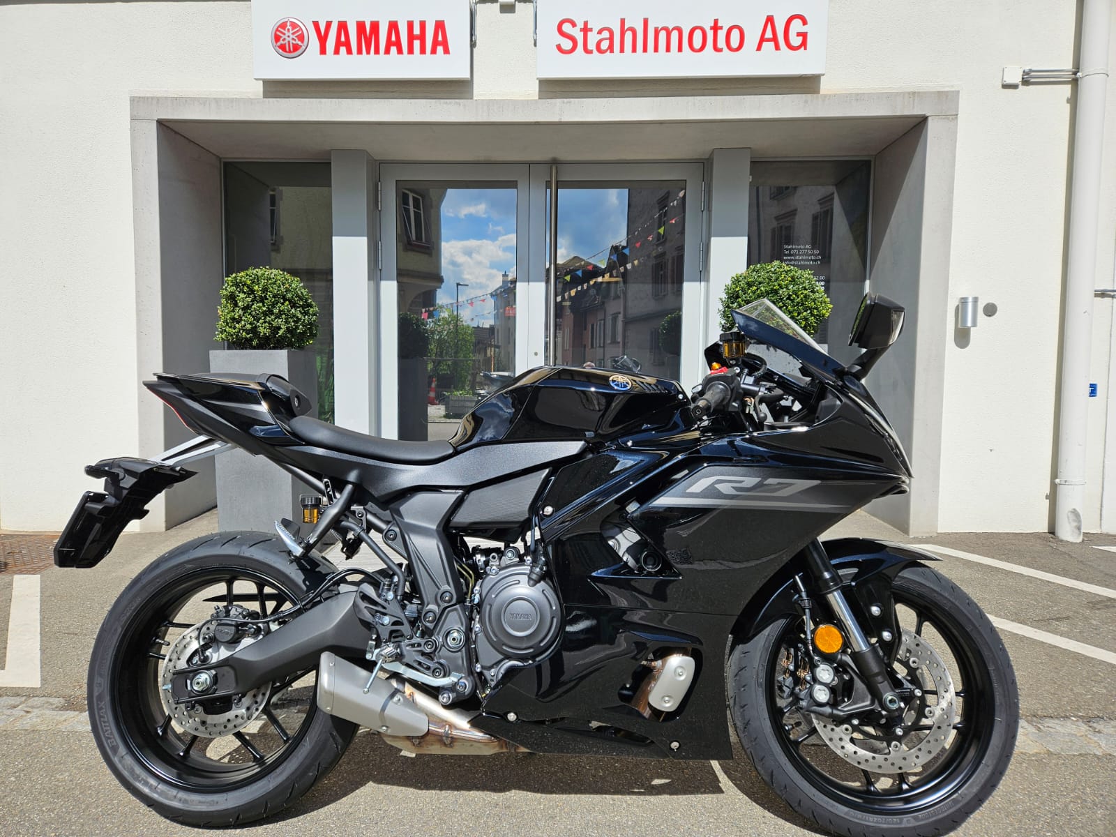 YAMAHA YZF-R7 (35kW)