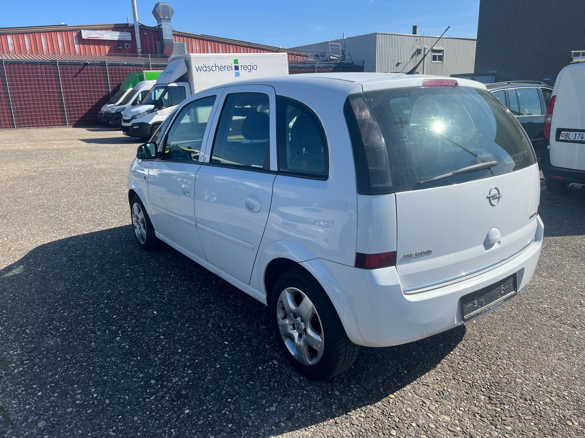 OPEL Meriva 1.7 CDTi Enjoy-image-5