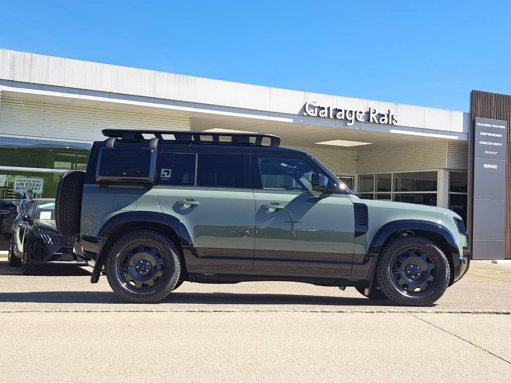 LAND ROVER Defender 110 3.0 D I6 350cv Trophy Edition Keswick Green-image-6