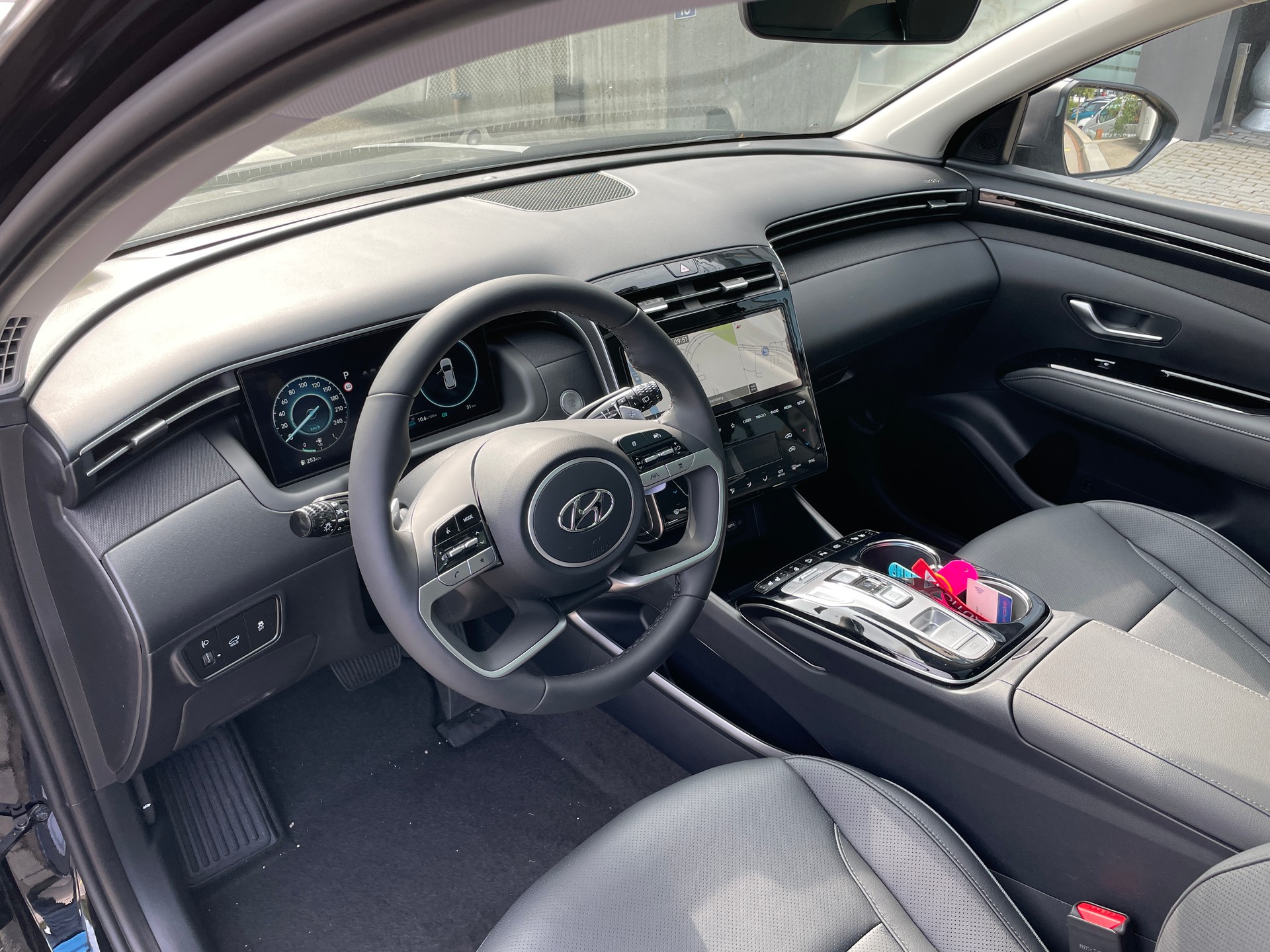HYUNDAI Tucson 1.6 CRDI 48V Swiss Giga Edition 4WD DCT-image-9