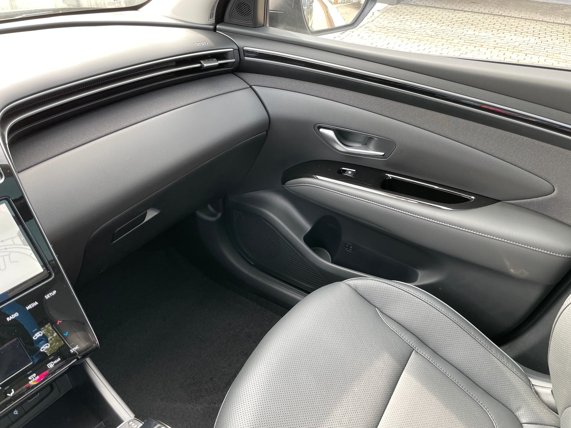 HYUNDAI Tucson 1.6 CRDI 48V Swiss Giga Edition 4WD DCT-image-25