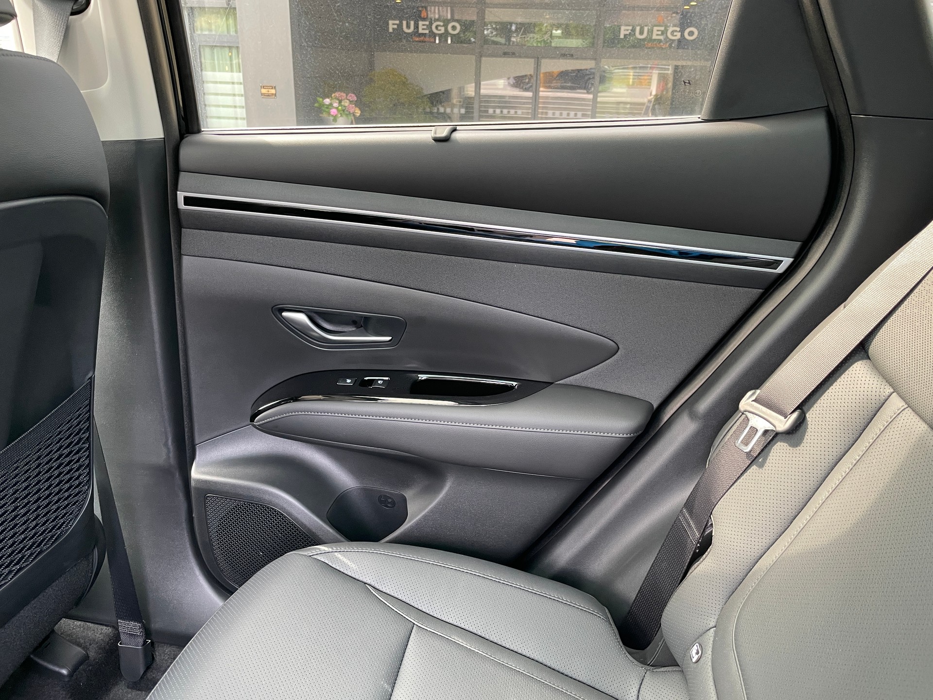 HYUNDAI Tucson 1.6 CRDI 48V Swiss Giga Edition 4WD DCT-image-16