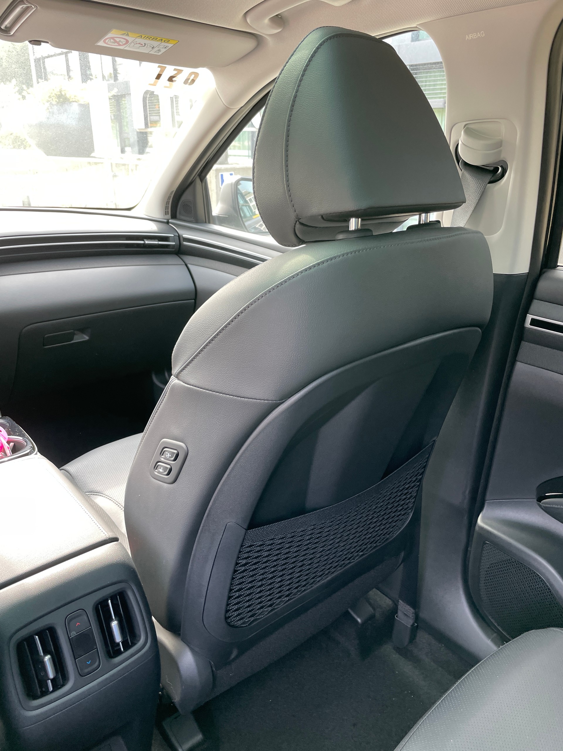 HYUNDAI Tucson 1.6 CRDI 48V Swiss Giga Edition 4WD DCT-image-17