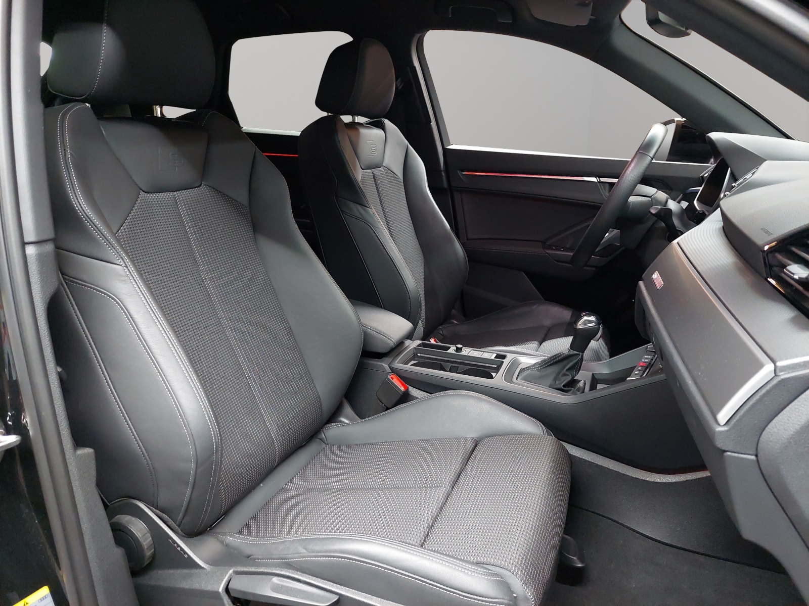 AUDI Q3 35 TFSI advanced Attraction S-tronic-image-8