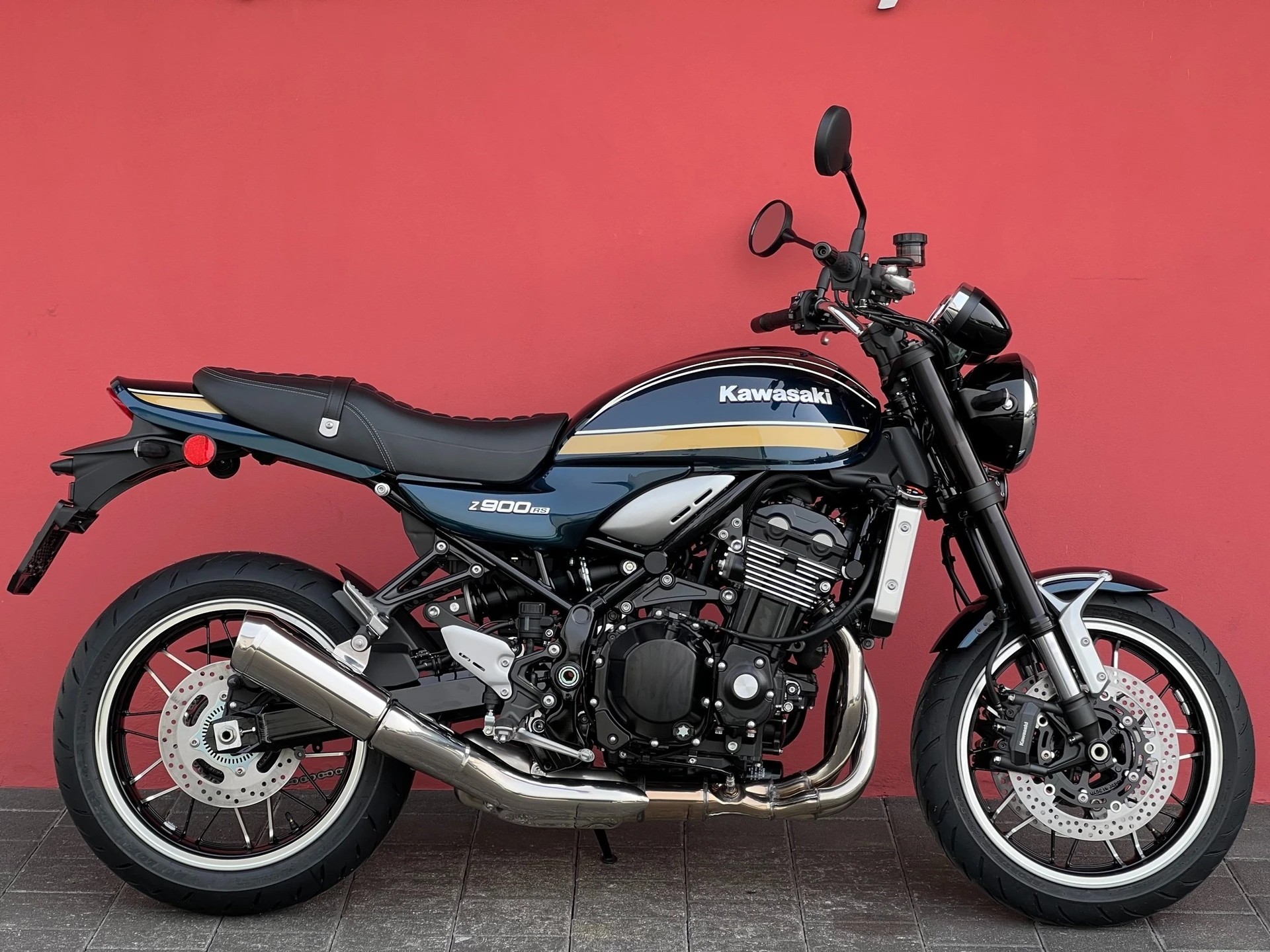 KAWASAKI Z 900 RS