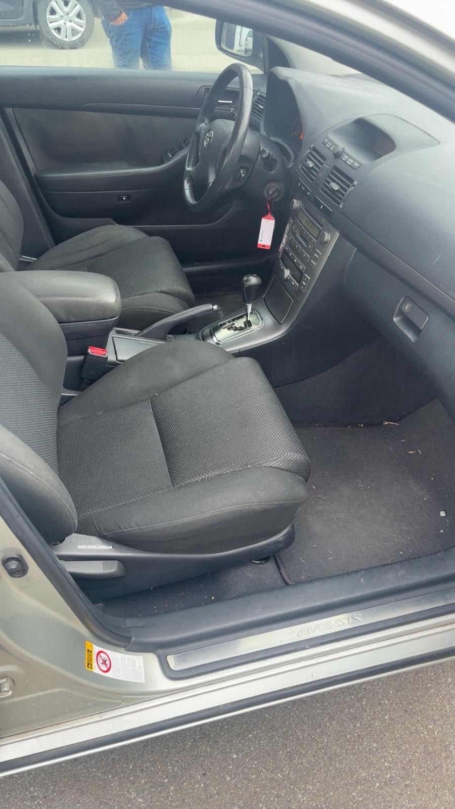 TOYOTA Avensis 2.4 D4 VVT-i Linea Sol Sedan T-Step5-image-7