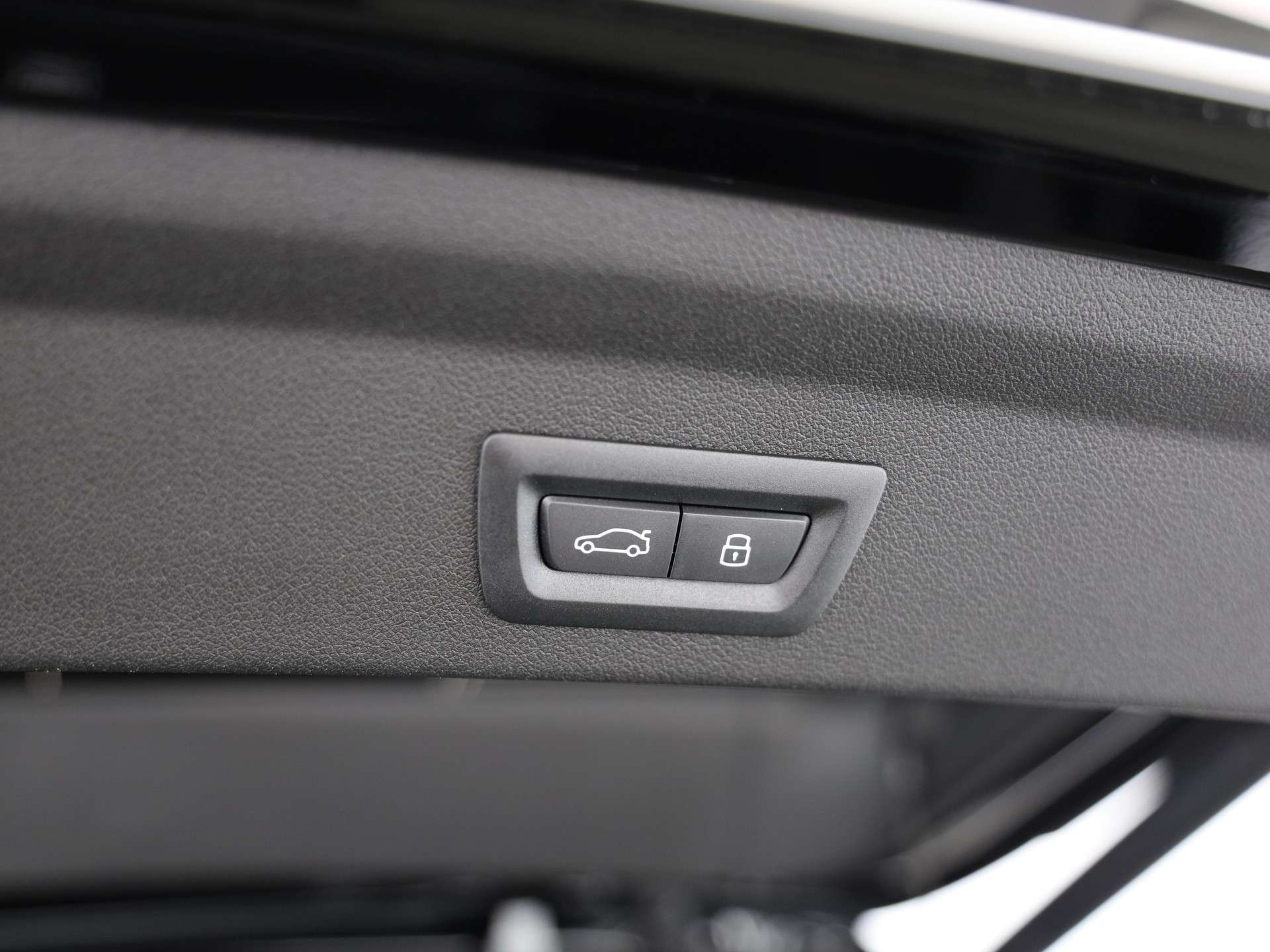 BMW 123 xDrive-image-6