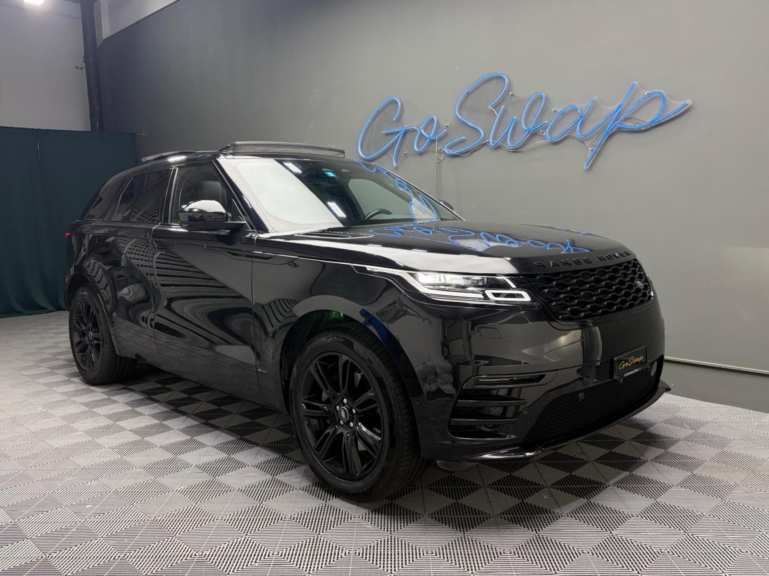 LAND ROVER Range Rover Velar R-Dynamic P 250 SE Automatic-image-0