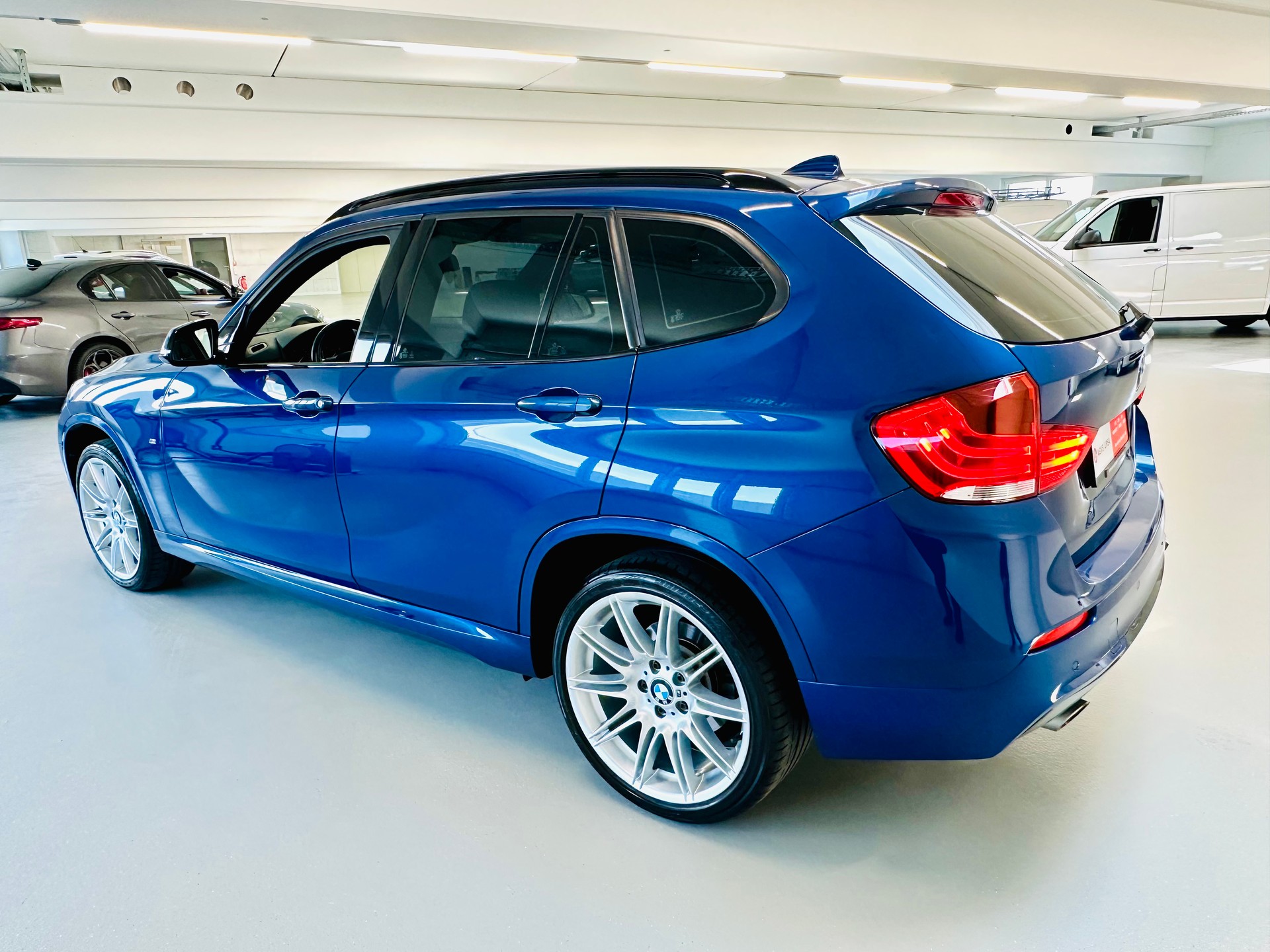 BMW X1 xDrive 25d xLine Steptronic-image-4