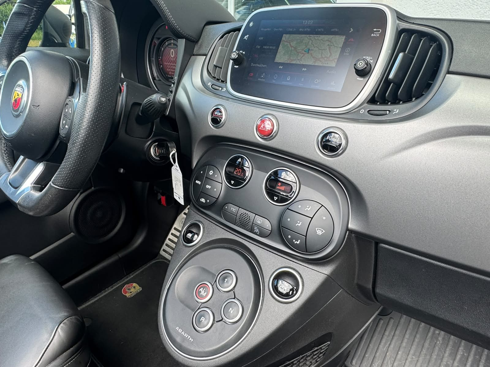 FIAT 595 1.4 16V Turbo Abarth Pista-image-16