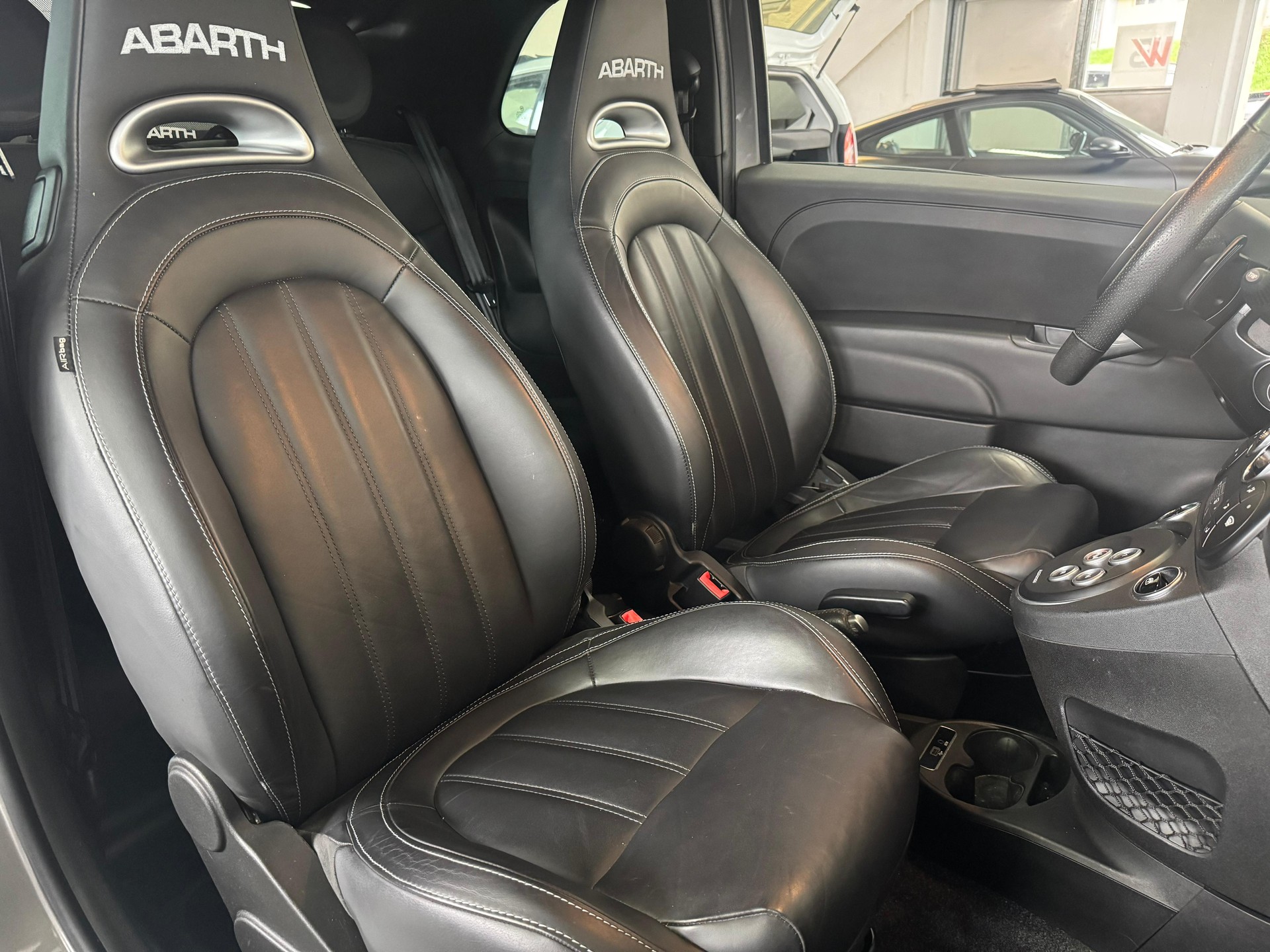 FIAT 595 1.4 16V Turbo Abarth Pista-image-14