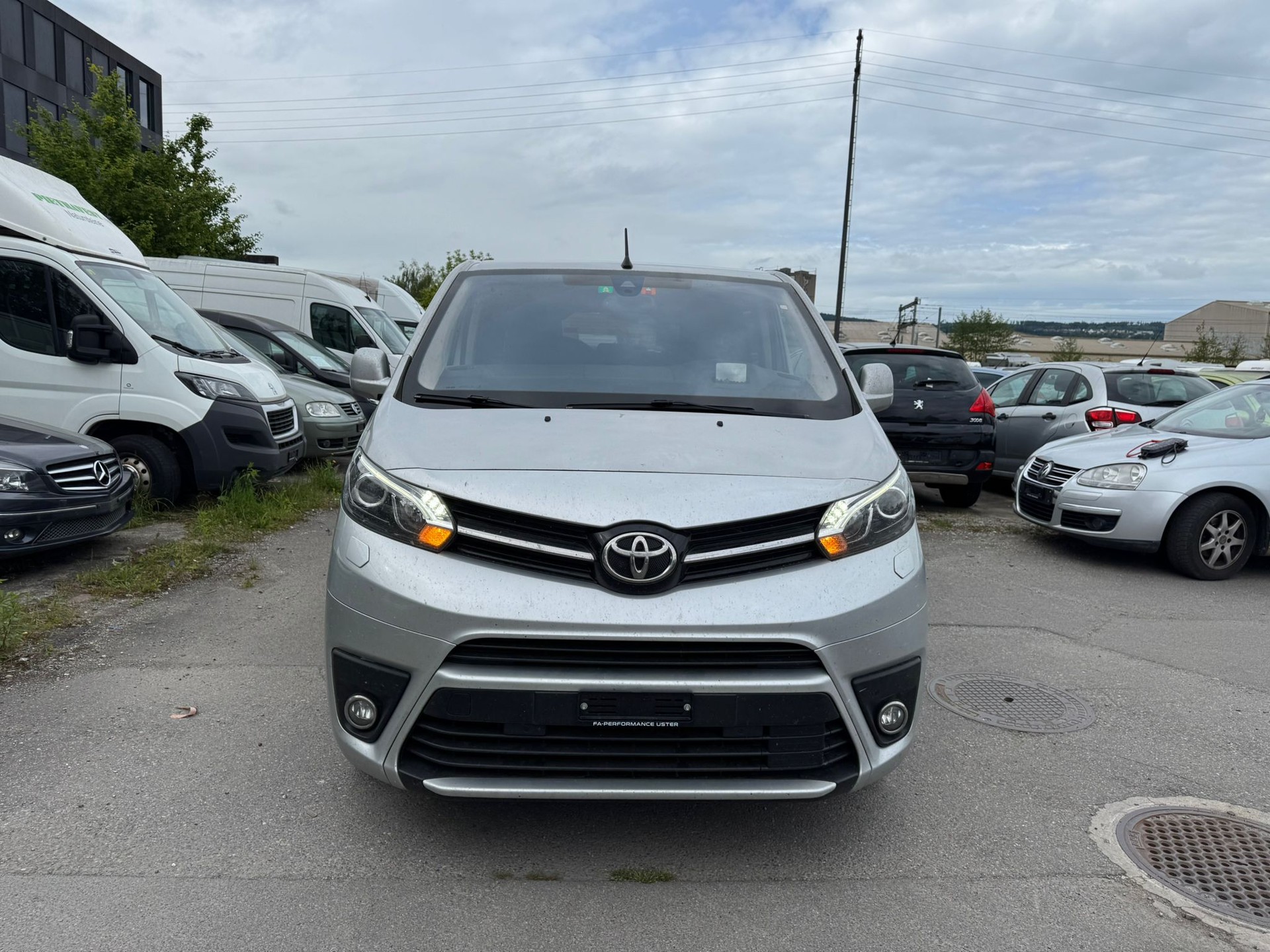 TOYOTA Proace Verso 2.0 D-4D Family Medium Automatic