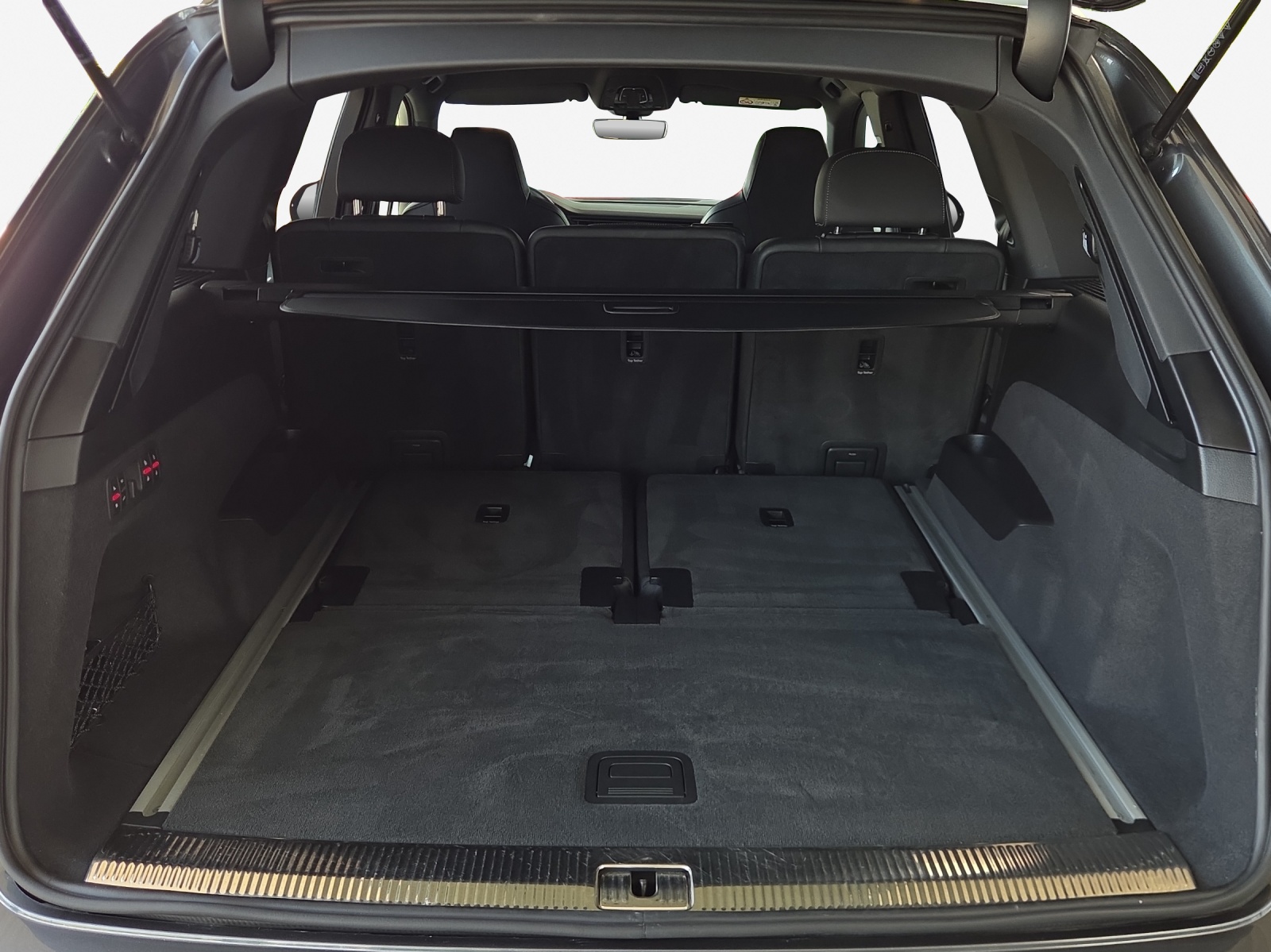 AUDI Q7 50 TDI quattro S Line tiptronic-image-12