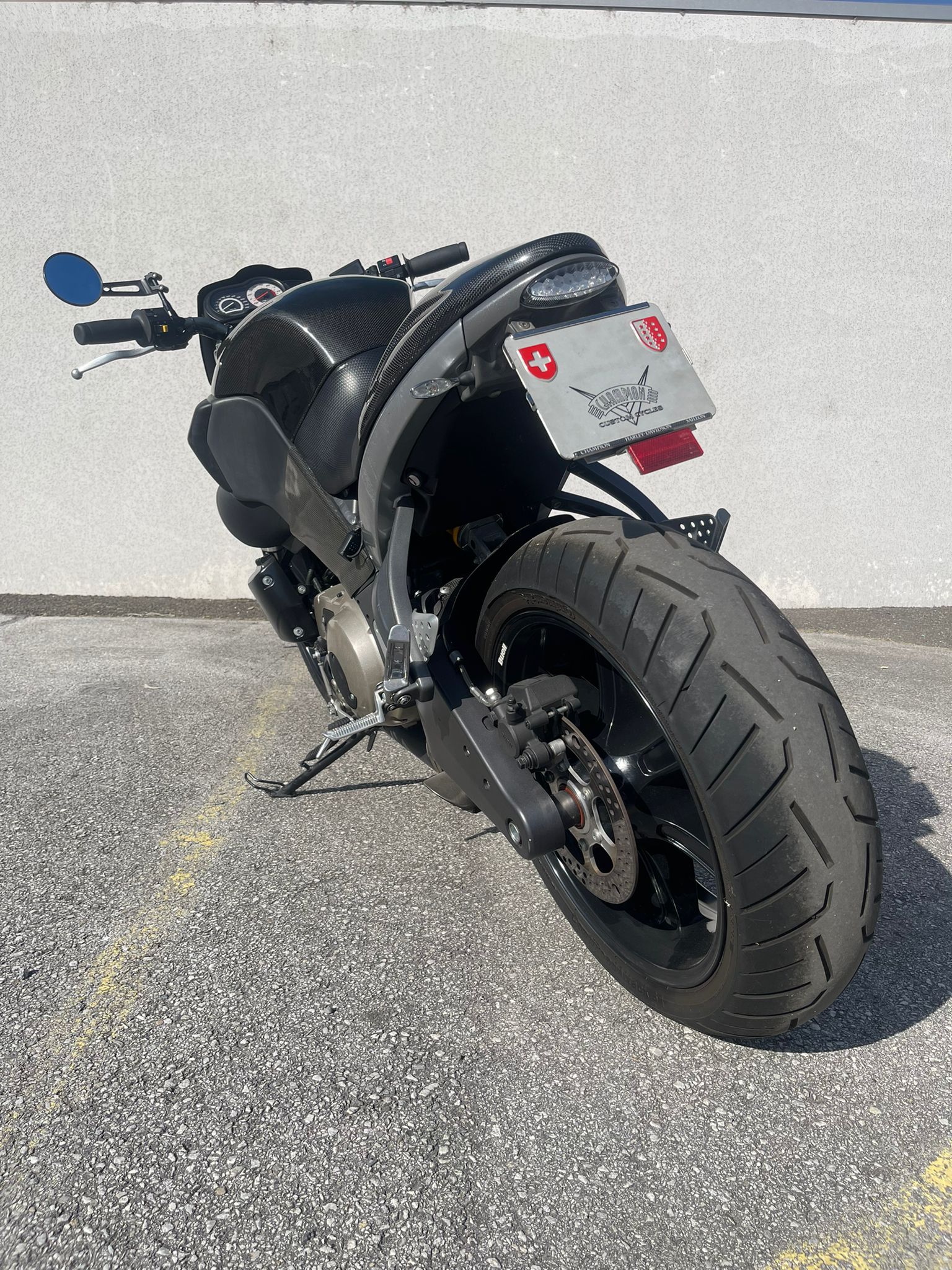 BUELL Lightning Low-image-4