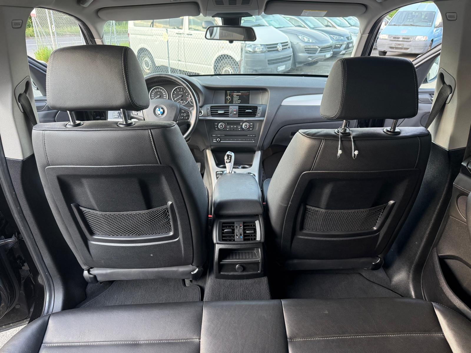 BMW X3 xDrive 28i Steptronic-image-11