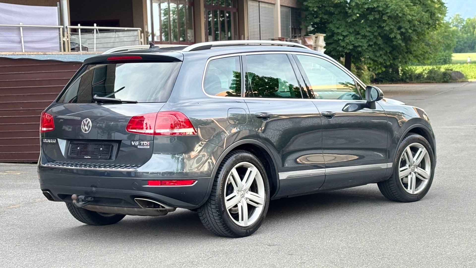 VW Touareg 3.0 TDI BlueMotion Technology Tiptronic-image-3