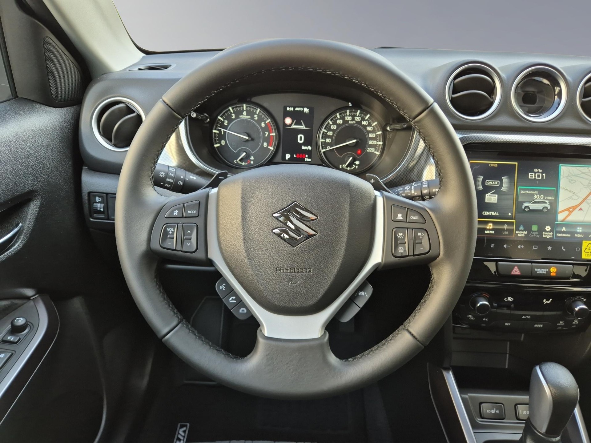 SUZUKI Vitara 1.4 T Compact Top Hybrid 4x4-image-9