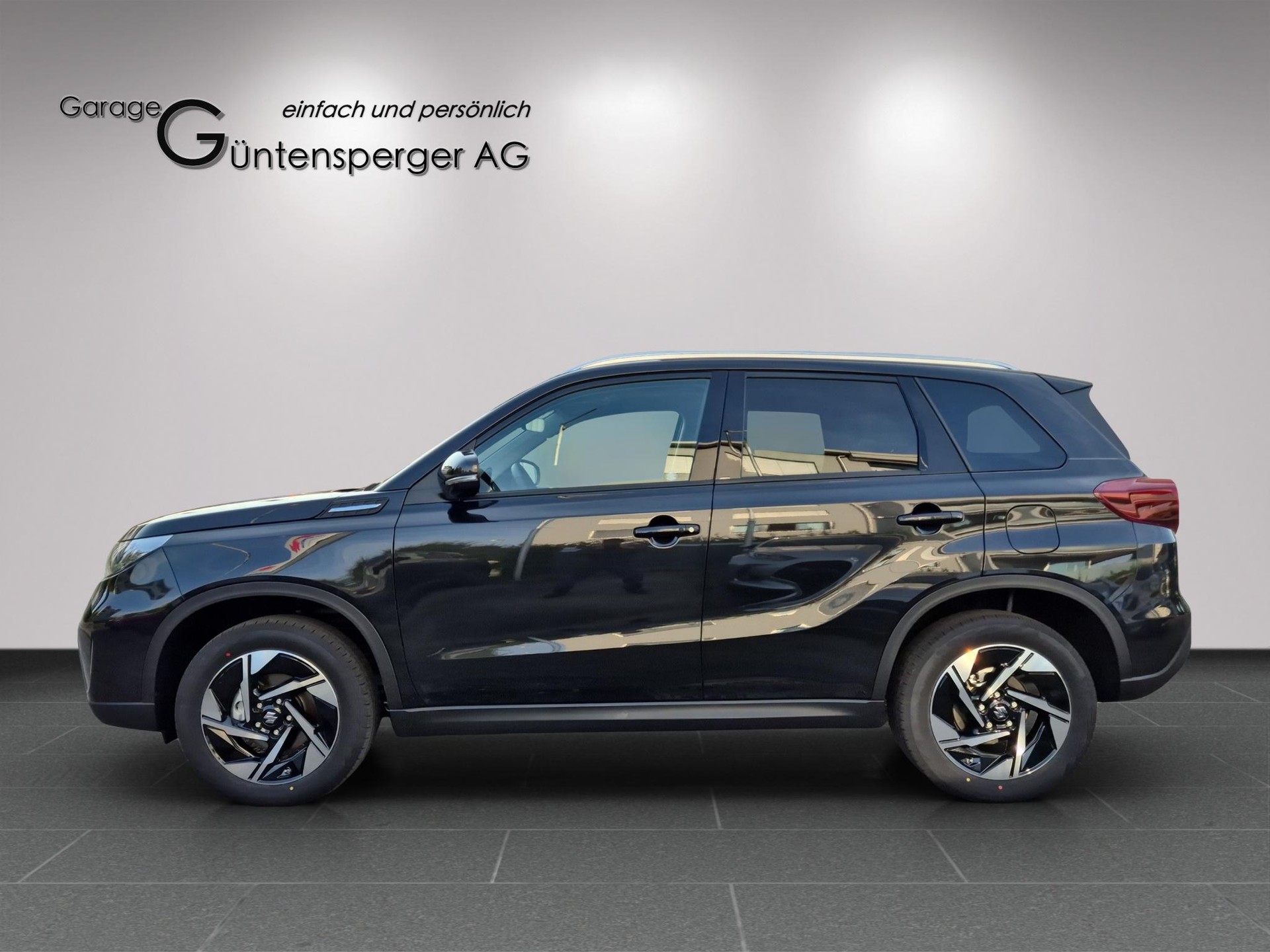 SUZUKI Vitara 1.4 T Compact Top Hybrid 4x4-showroom-element-1