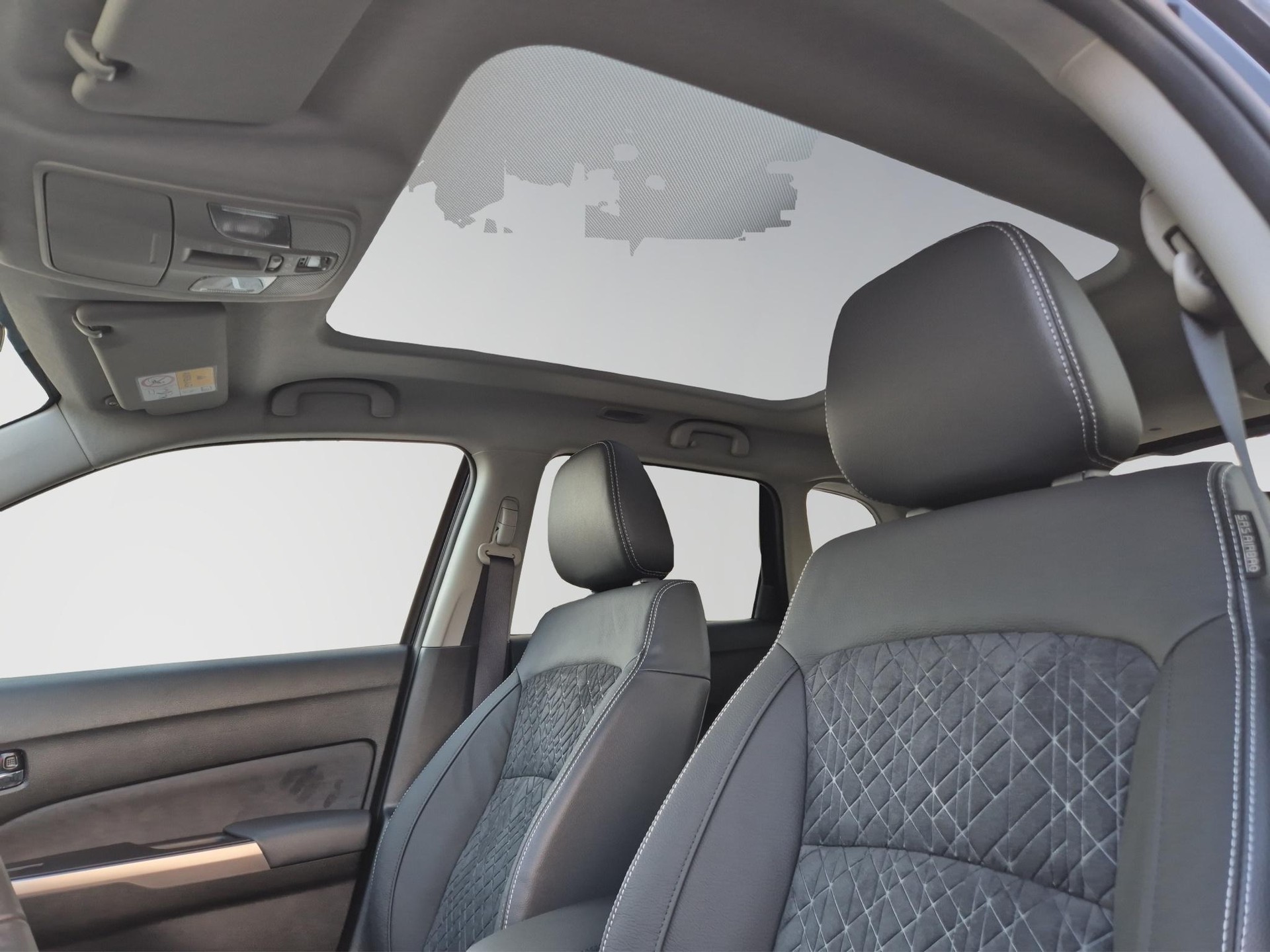 SUZUKI Vitara 1.4 T Compact Top Hybrid 4x4-image-20