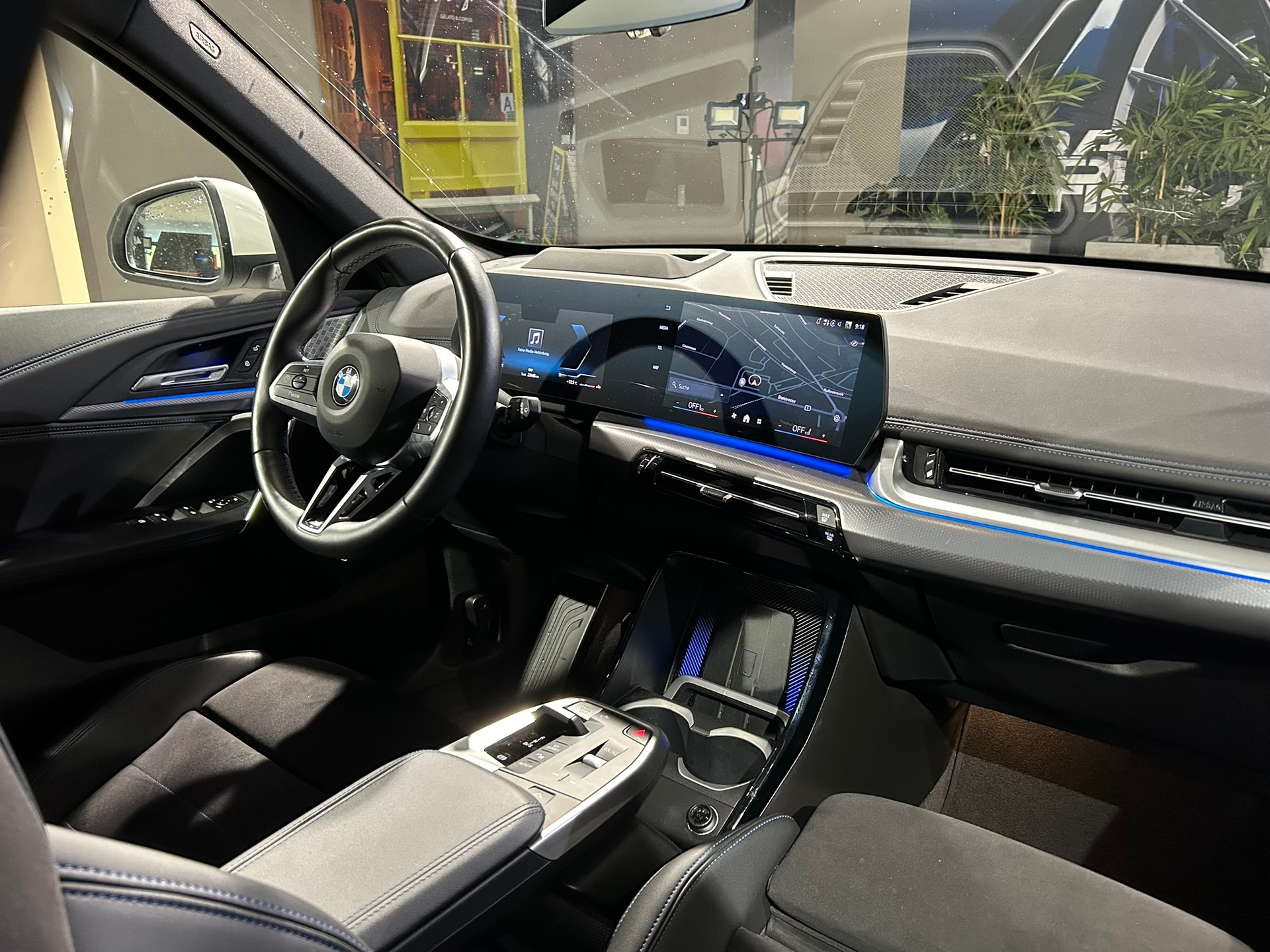 BMW X1 xDrive 20d 48V M Sport-image-30