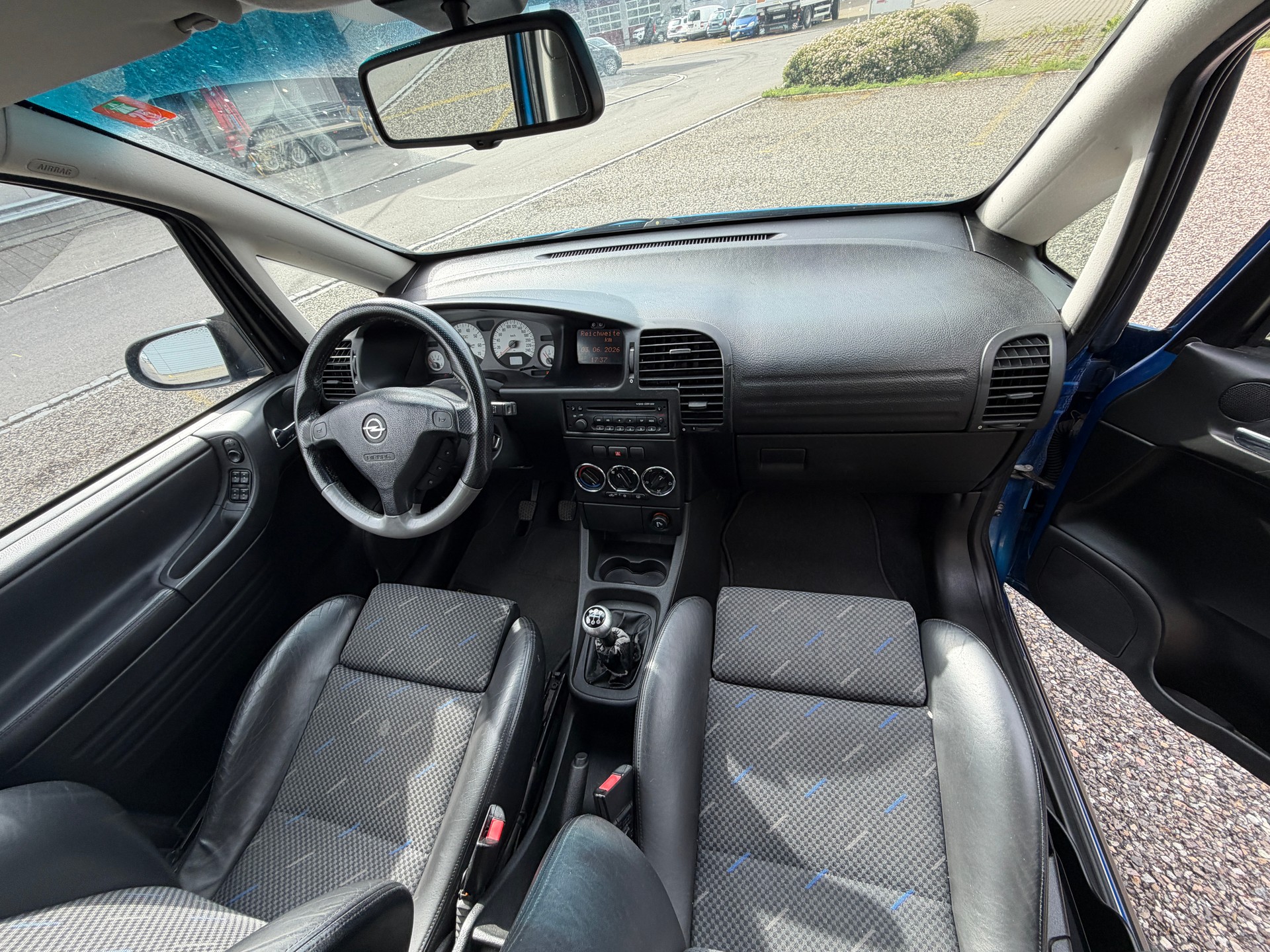 OPEL Zafira 2.0i Turbo OPC *2 Schlüssel* 7 Platz* 8Fach*Servicheft*-image-7