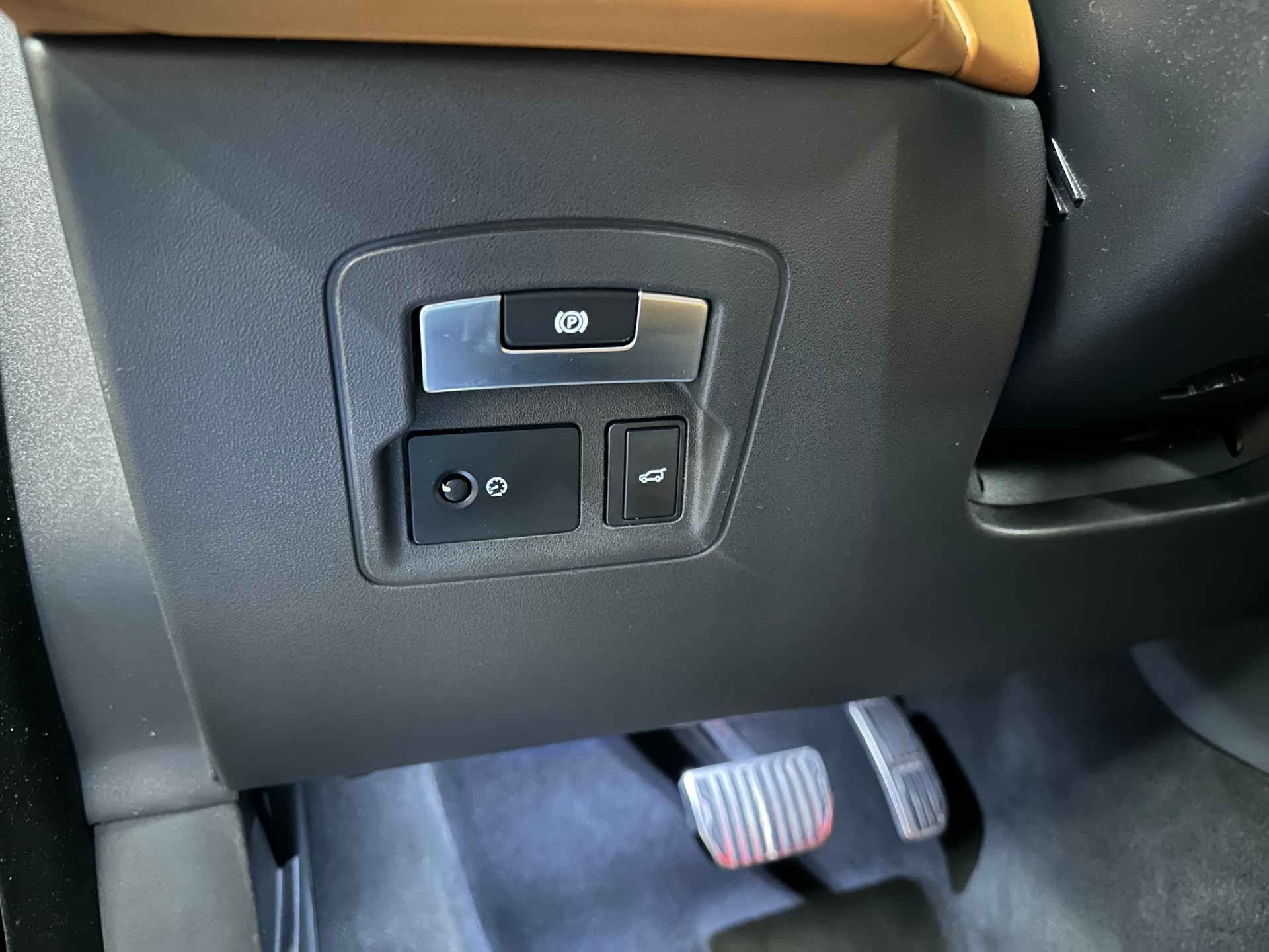LAND ROVER Range Rover Velar R-Dynamic D 300 HSE Automatic-image-23