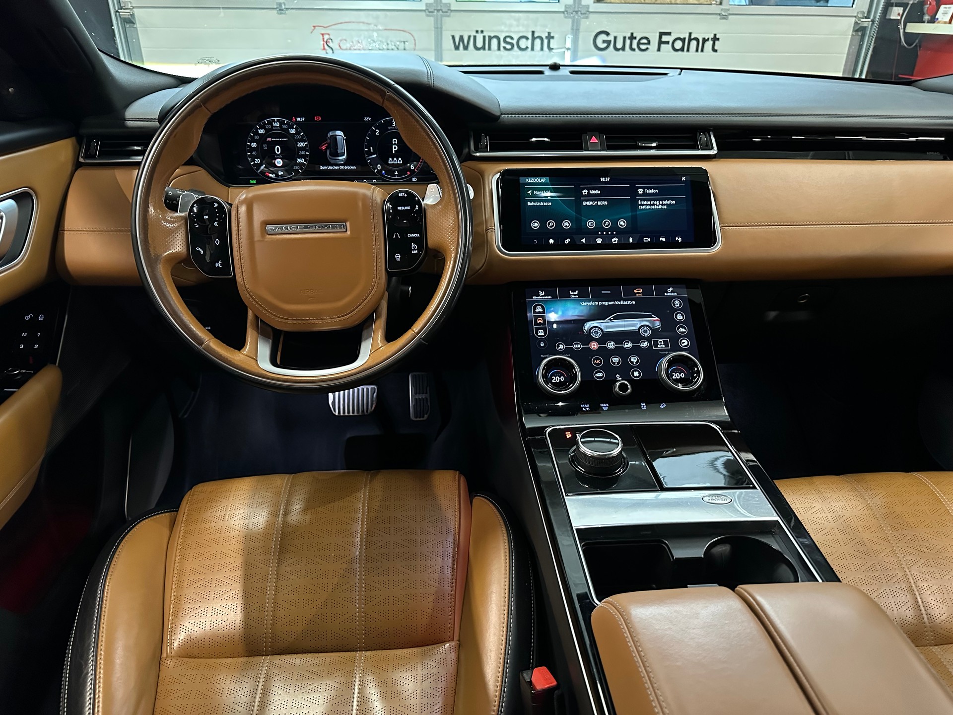 LAND ROVER Range Rover Velar R-Dynamic D 300 HSE Automatic-image-16
