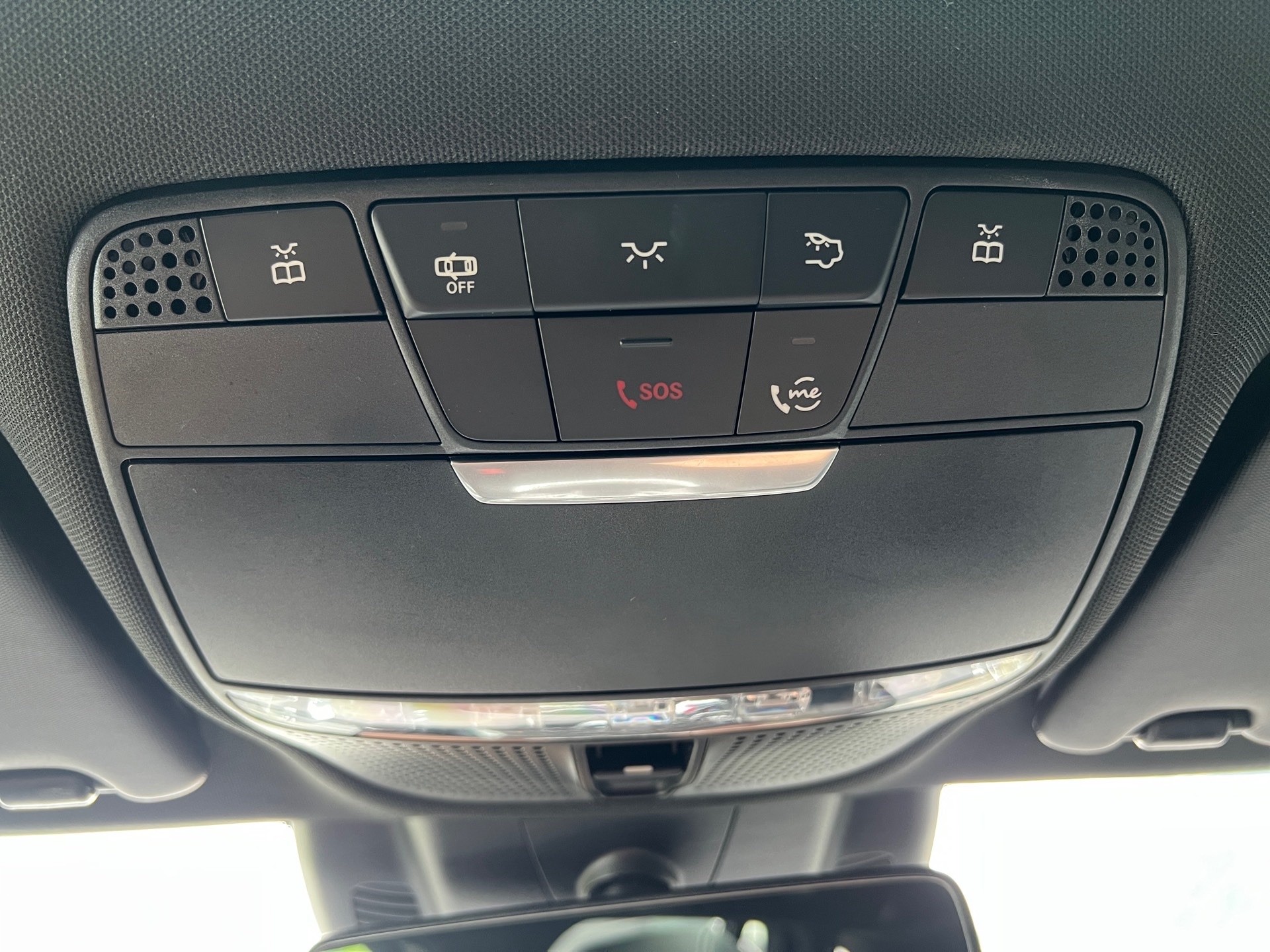 MERCEDES-BENZ C 200 4Matic 9G-Tronic-image-14