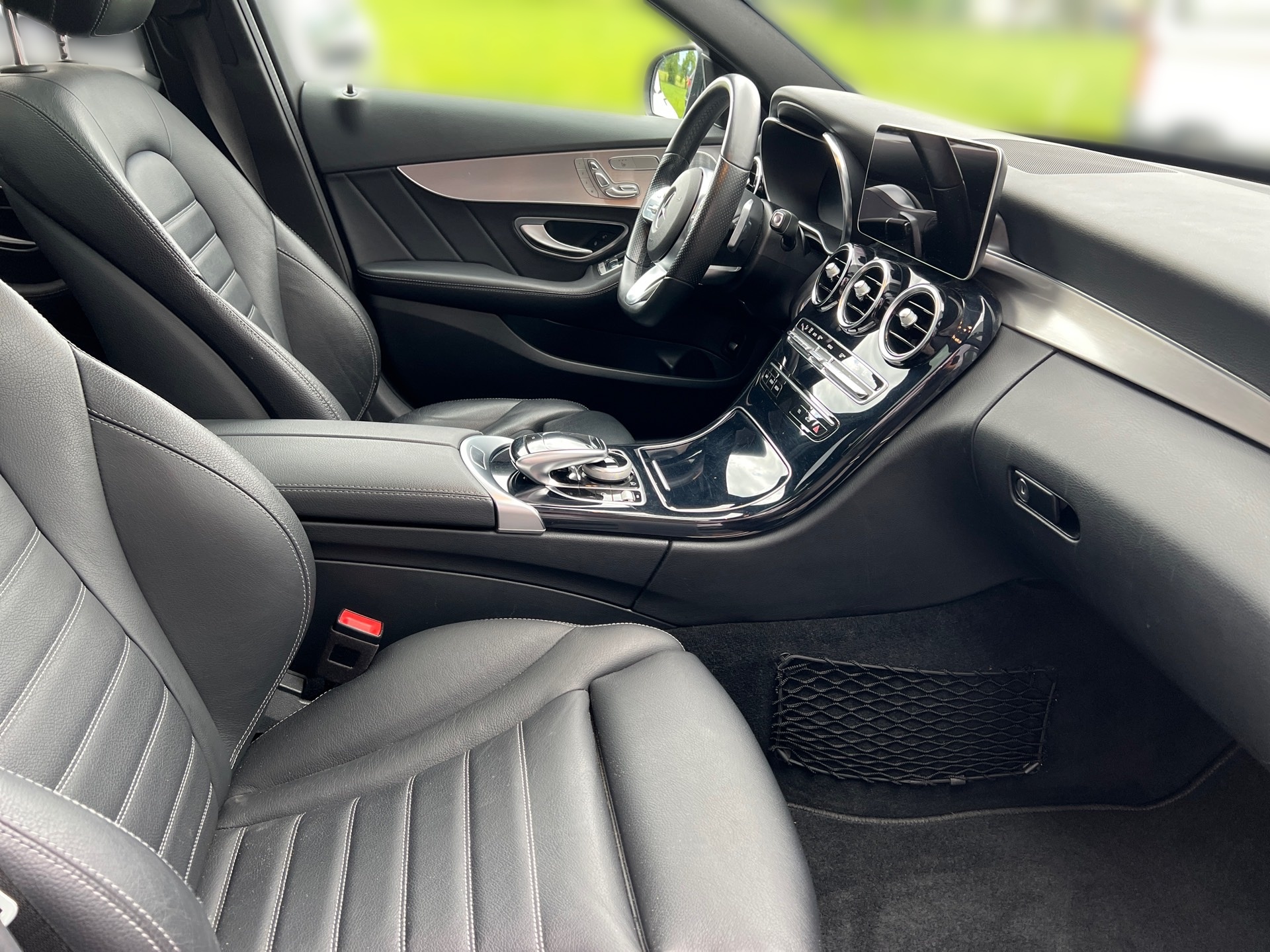 MERCEDES-BENZ C 200 4Matic 9G-Tronic-image-11