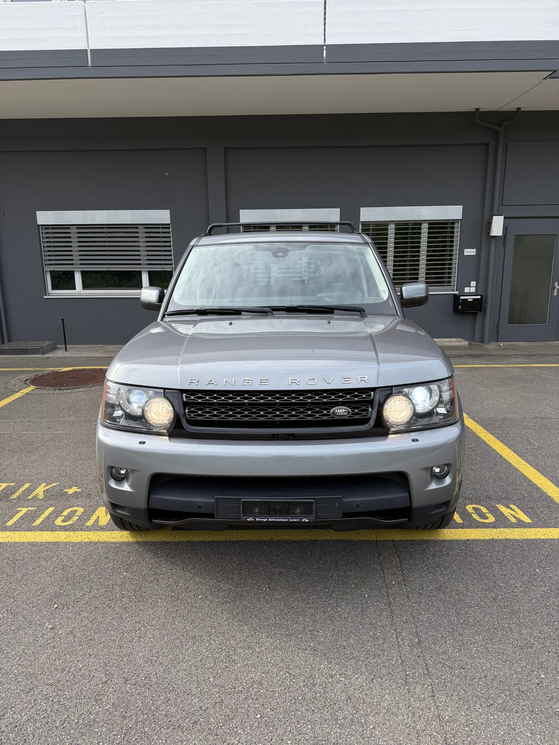LAND ROVER Range Rover Sport 3.0 TDV6 Zermatt Automatic-image-0