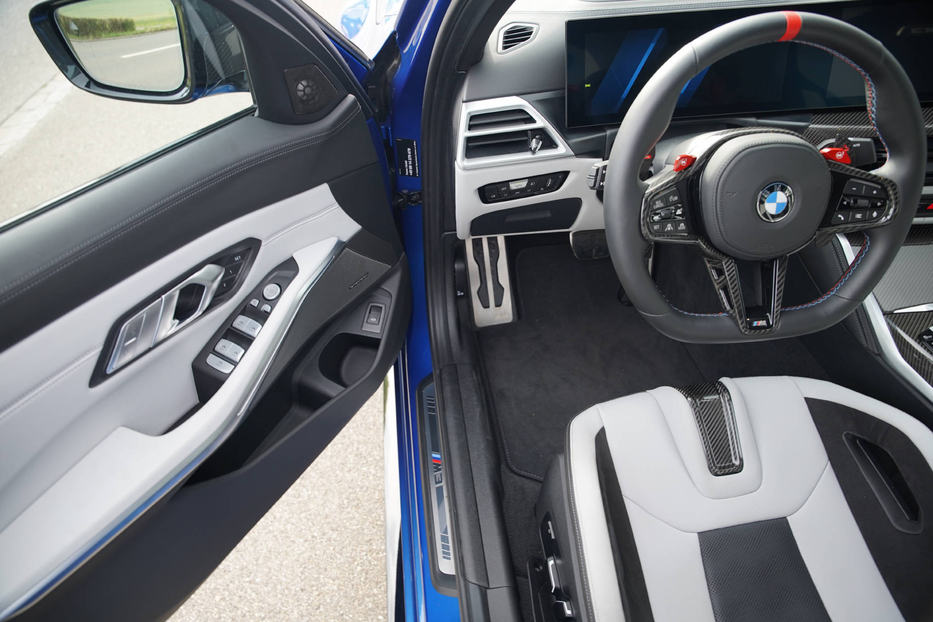 BMW M3 Competition M xDrive LCI Saphirblau-image-8
