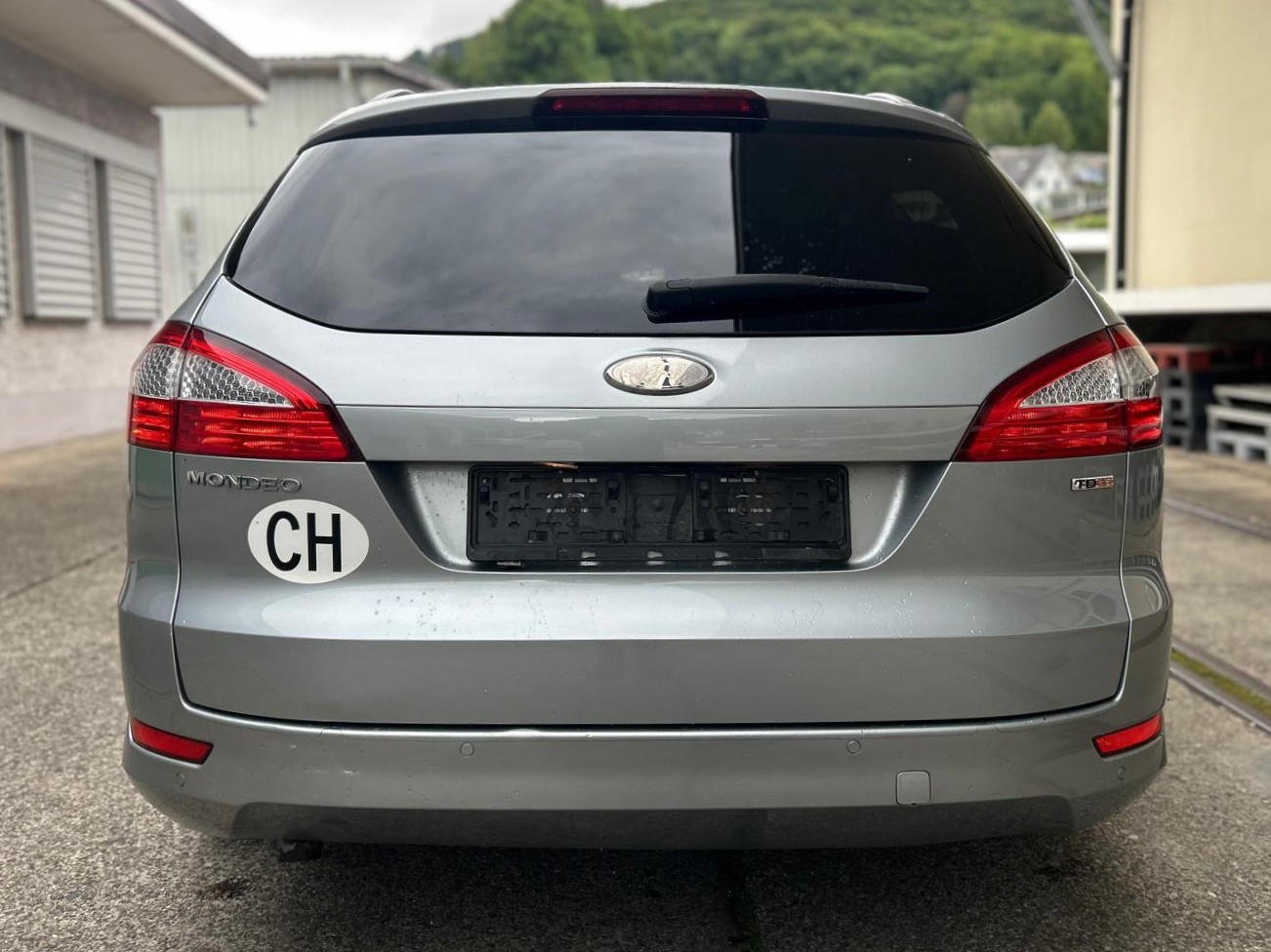 FORD Mondeo 2.0 TDCi 16V Ghia Automatic-image-3