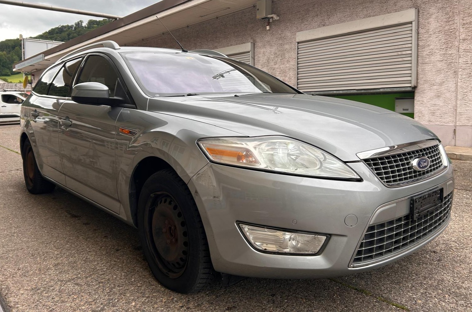 FORD Mondeo 2.0 TDCi 16V Ghia Automatic-image-9