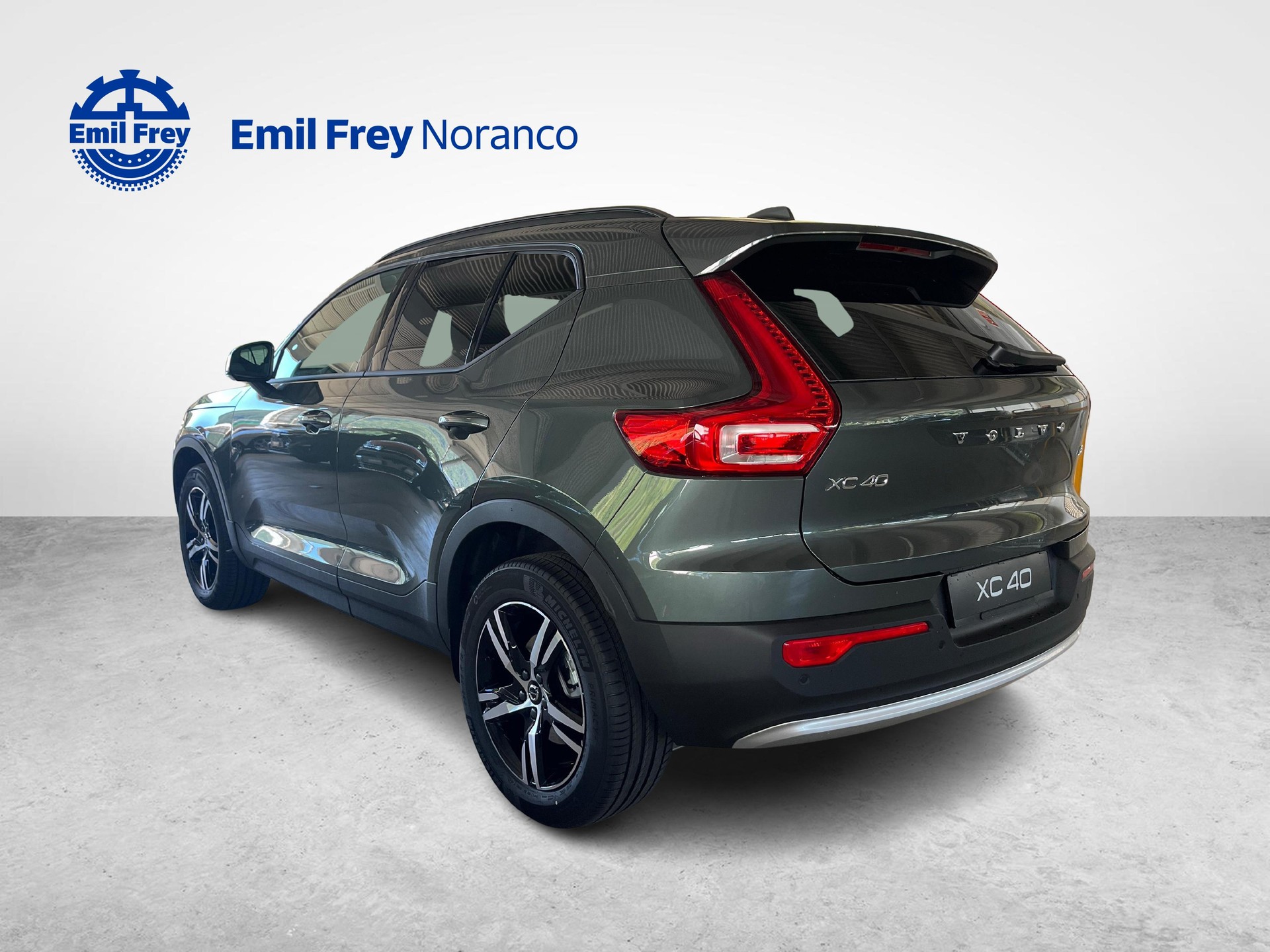 VOLVO XC40 2.0 B3 MH Core-image-4
