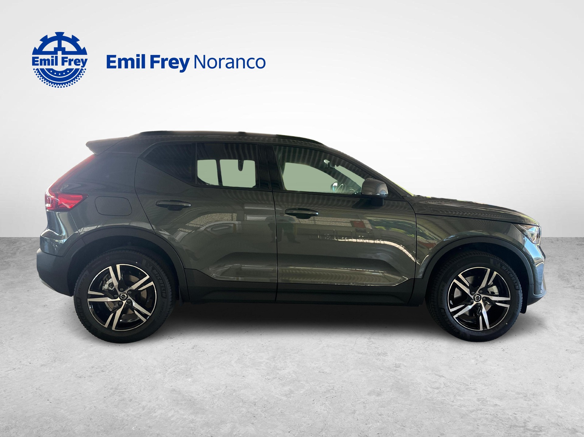 VOLVO XC40 2.0 B3 MH Core-image-3