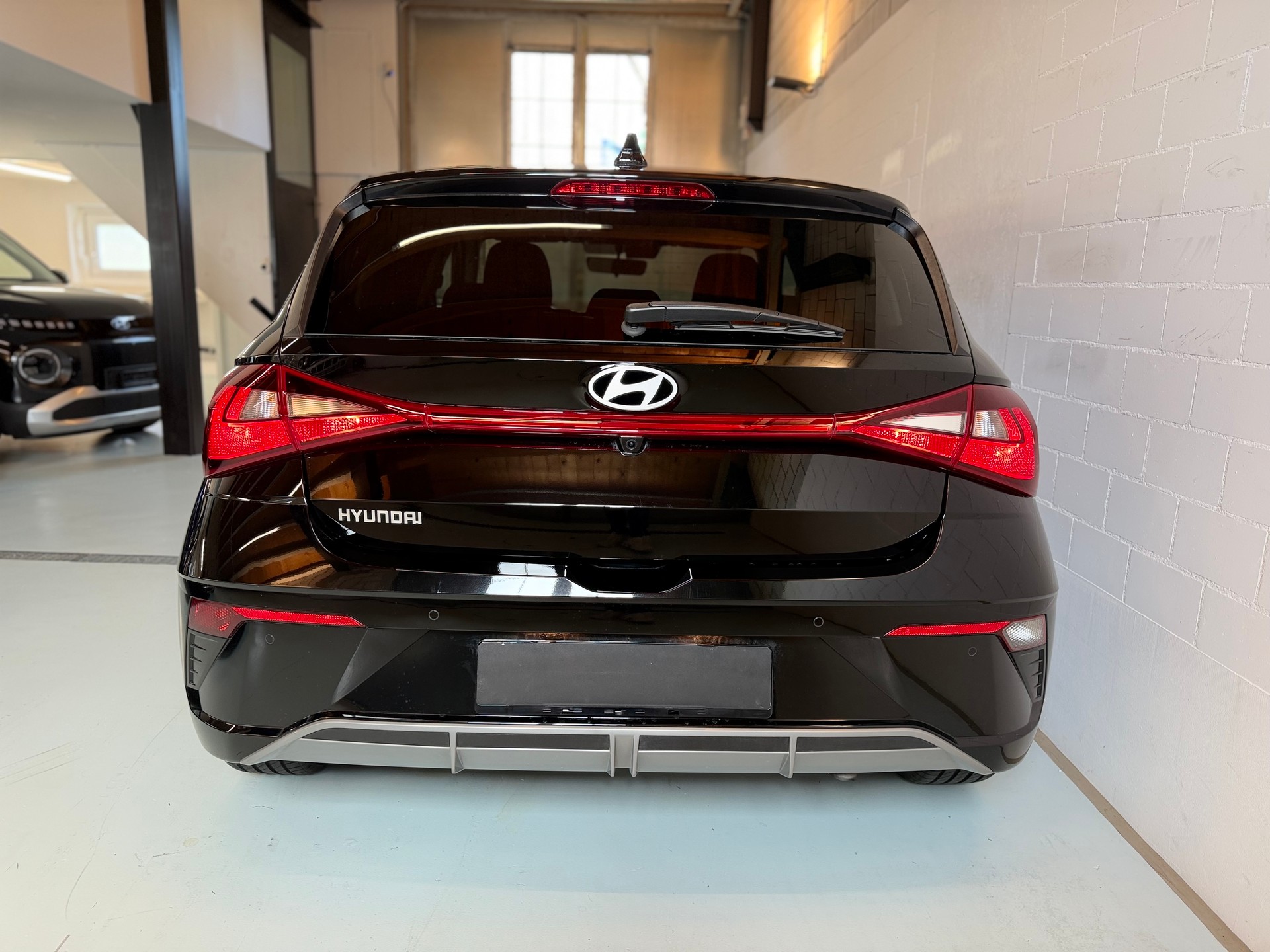 HYUNDAI i20 1.0 T-GDi Amplia DCT-image-5