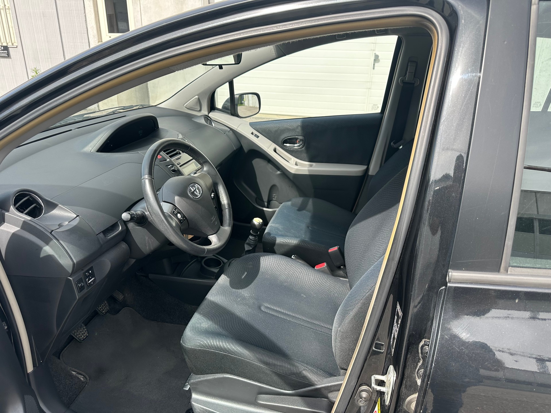 TOYOTA Yaris 1.33 Look Multimode-image-5