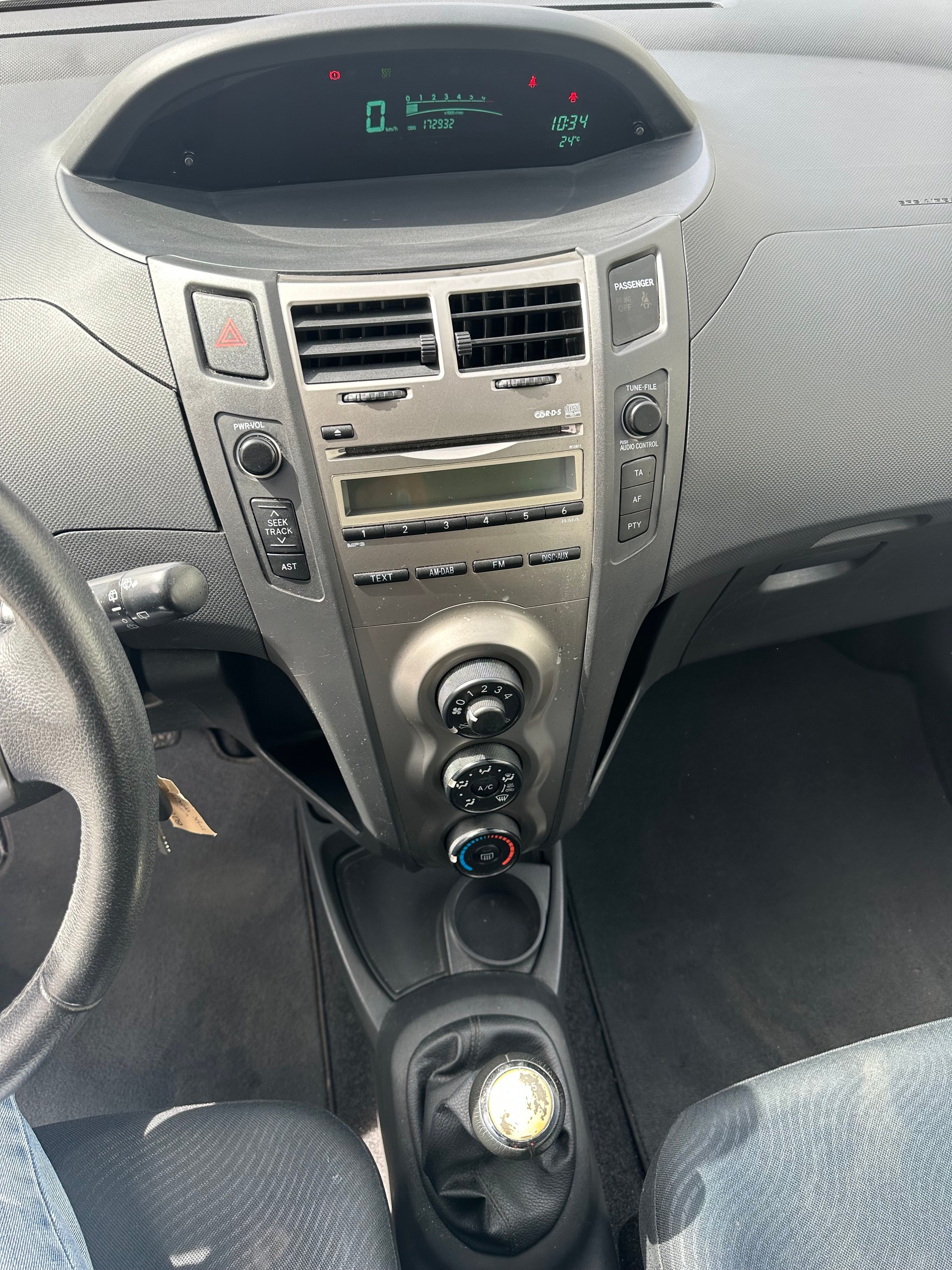 TOYOTA Yaris 1.33 Look Multimode-image-10
