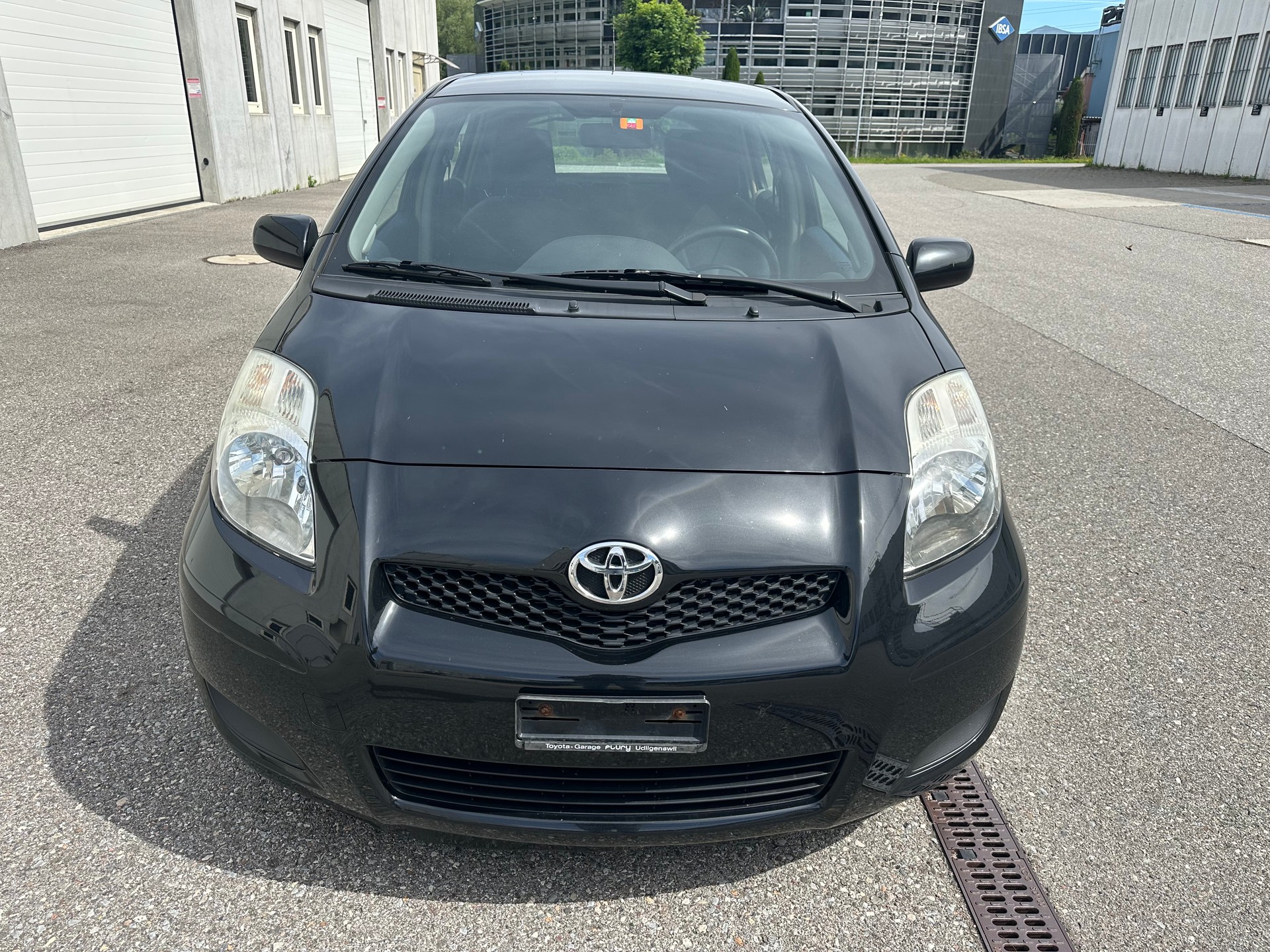 TOYOTA Yaris 1.33 Look Multimode-image-0